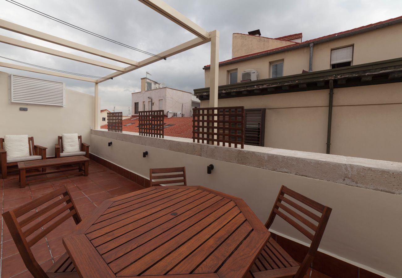 Apartamento en Madrid - Penthouse con terraza en las Letras by SharingCo 