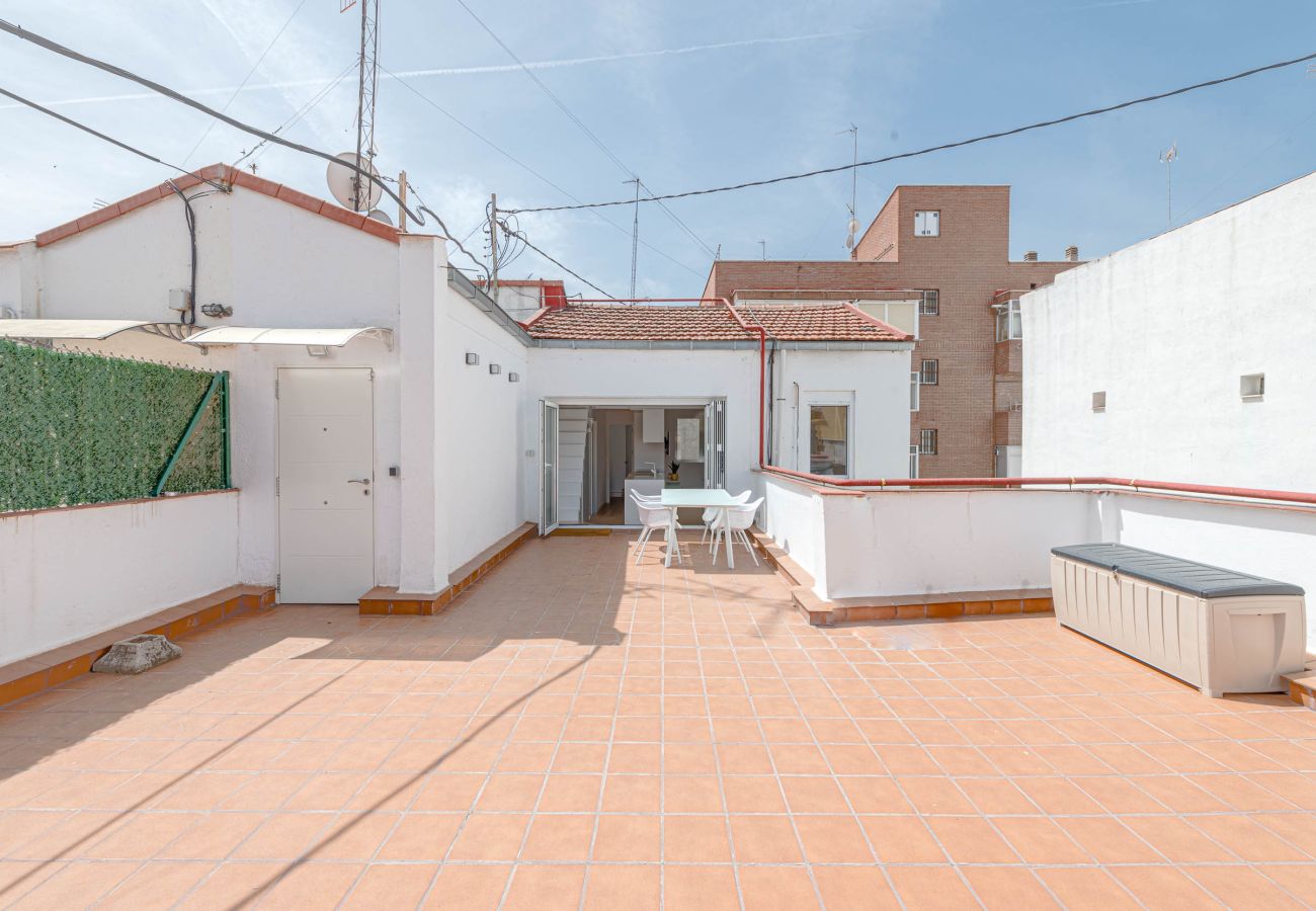 Apartamento en Madrid - Precioso ático con terraza en Azca by SharingCo 