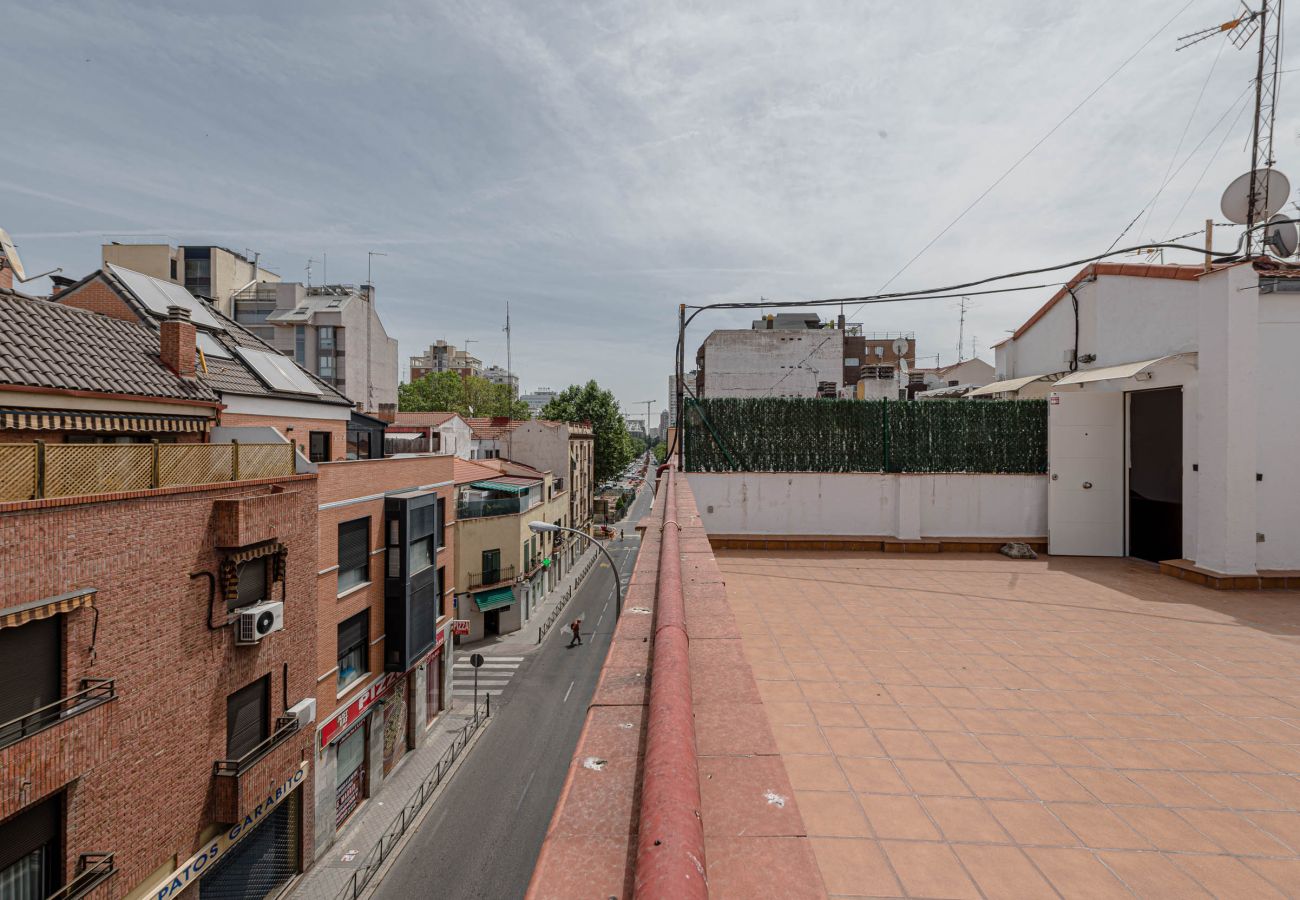 Apartamento en Madrid - Precioso ático con terraza en Azca by SharingCo 