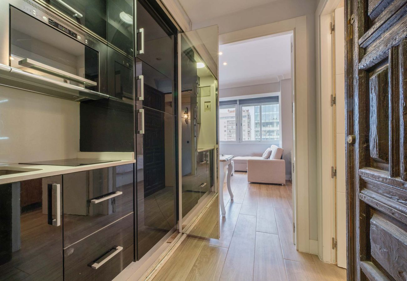 Apartamento en Madrid - Precioso piso con piscina en Madrid by SharingCo   