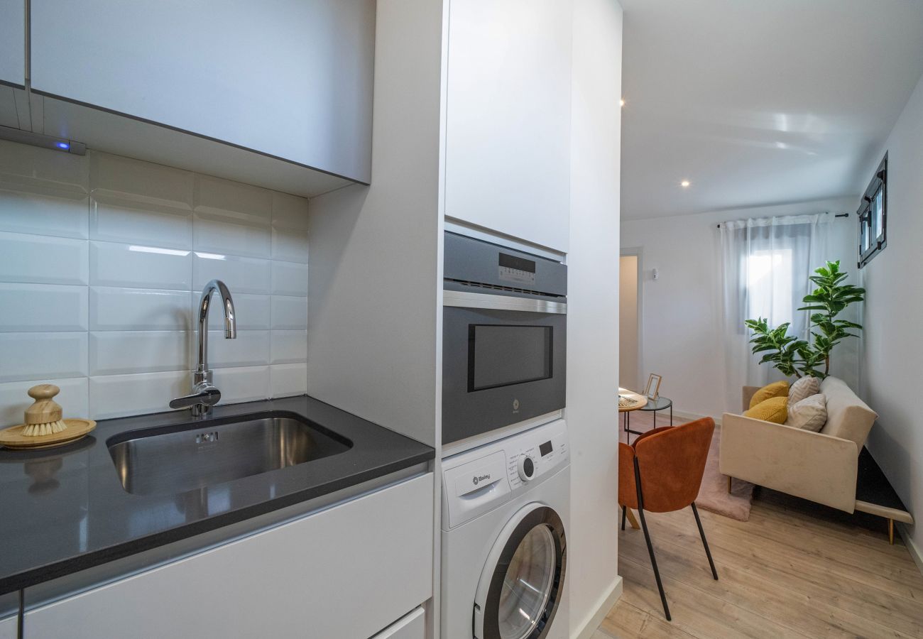 Apartamento en Madrid - Tu hogar en Chamberí by SharingCo  