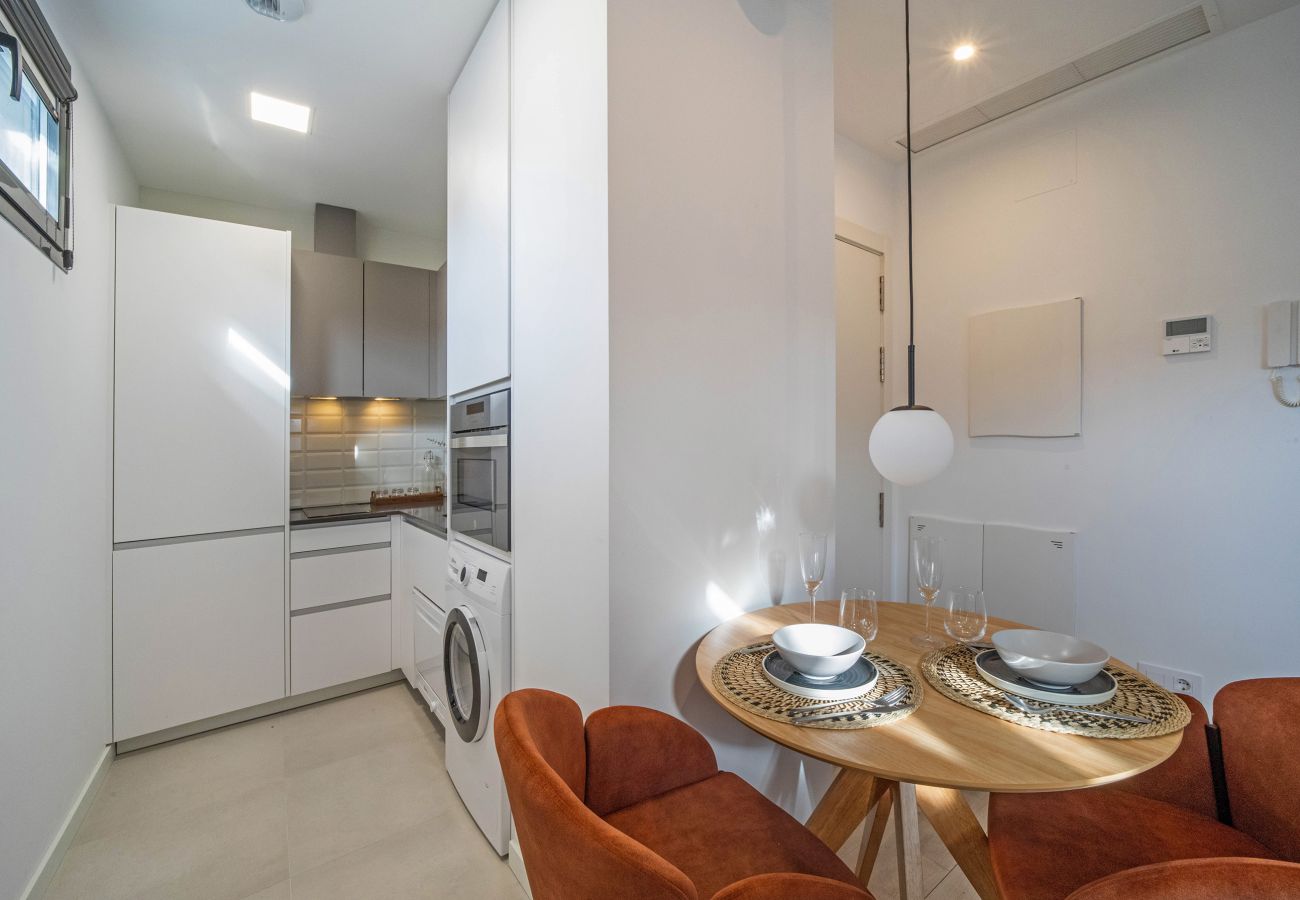 Apartamento en Madrid - Tu hogar en Chamberí by SharingCo  