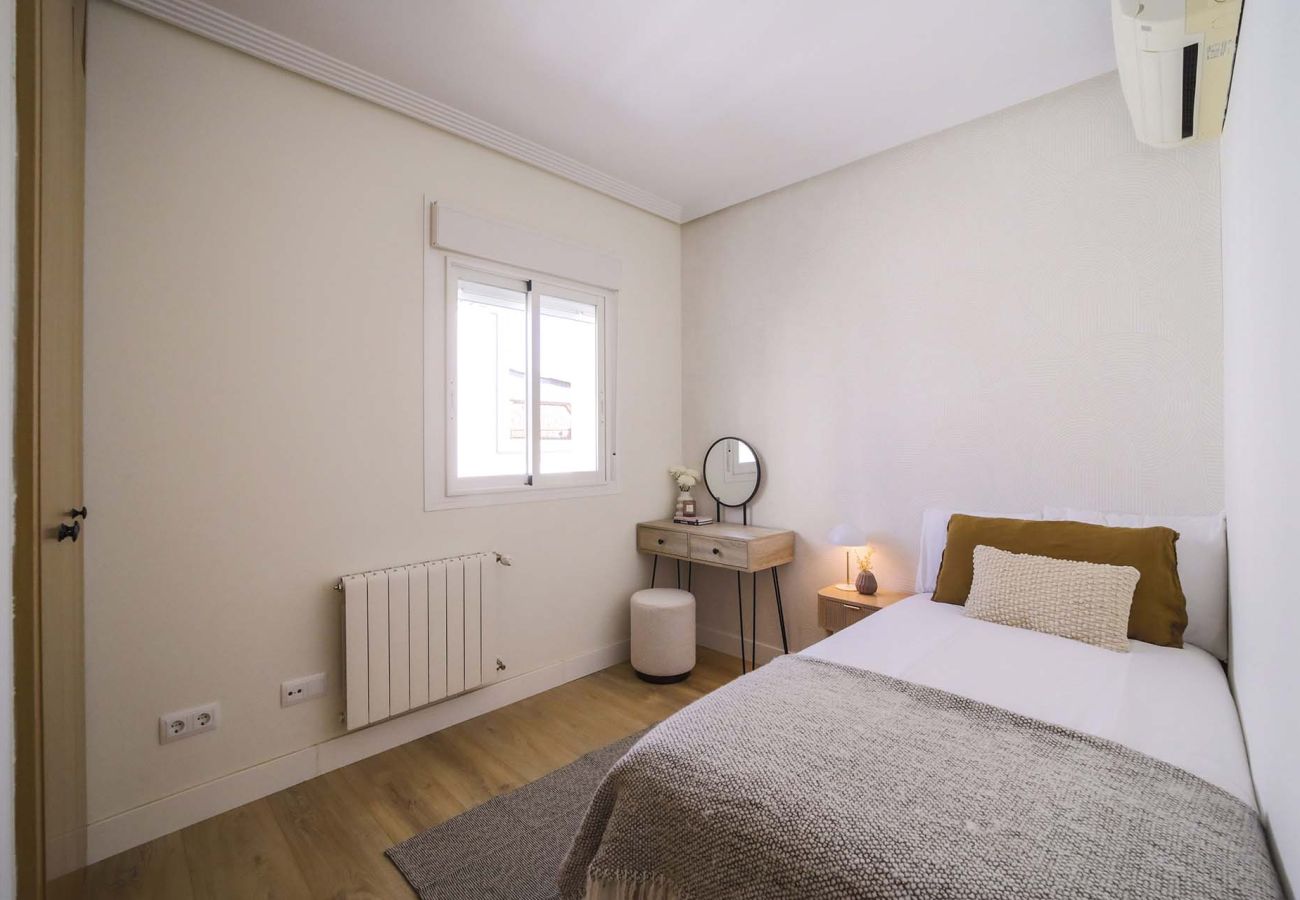 Apartamento en Madrid - Apartamento de 3 hab. con terraza en La Castellana Sharing Co.   