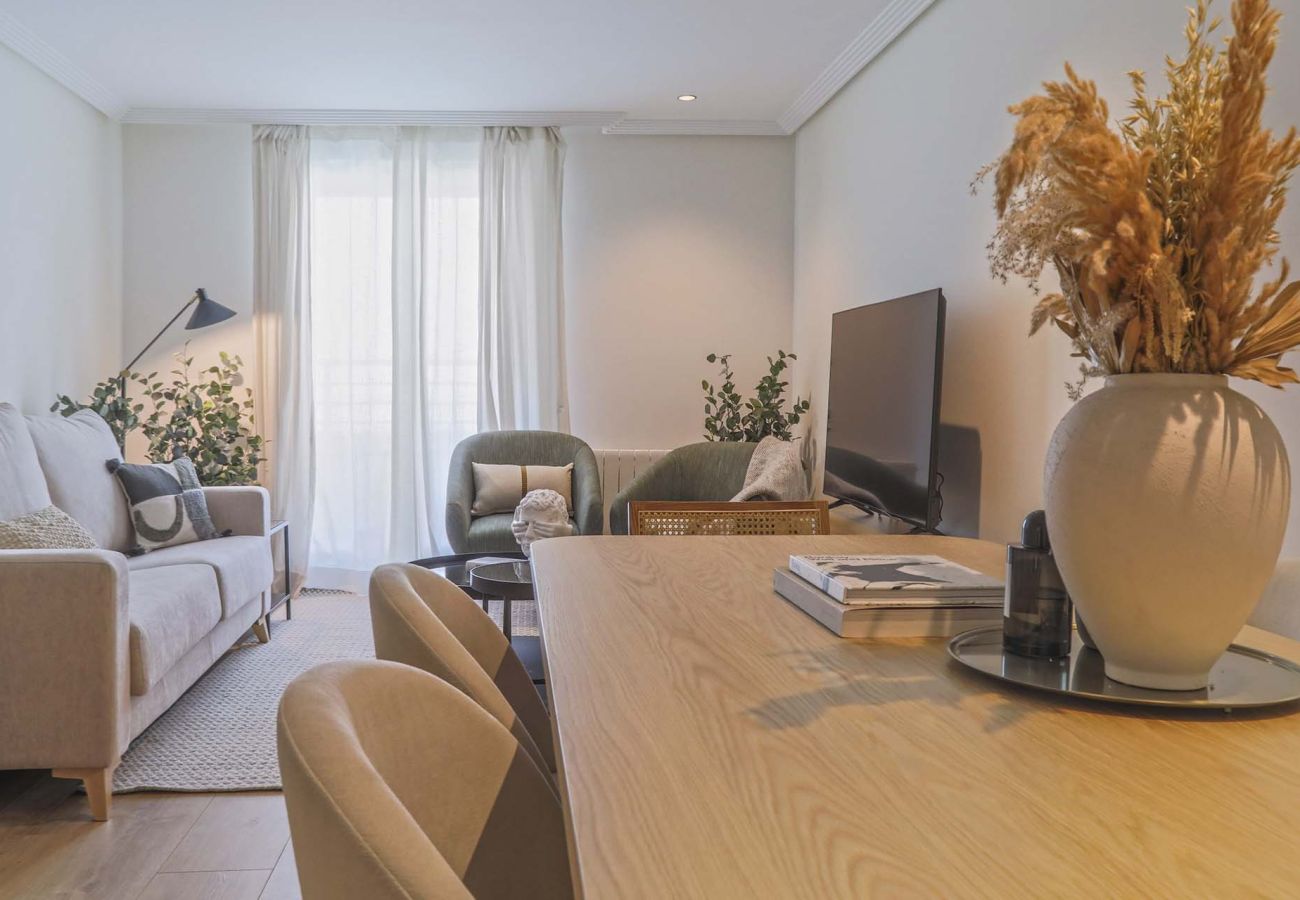 Apartamento en Madrid - Apartamento de 3 hab. con terraza en La Castellana Sharing Co.   