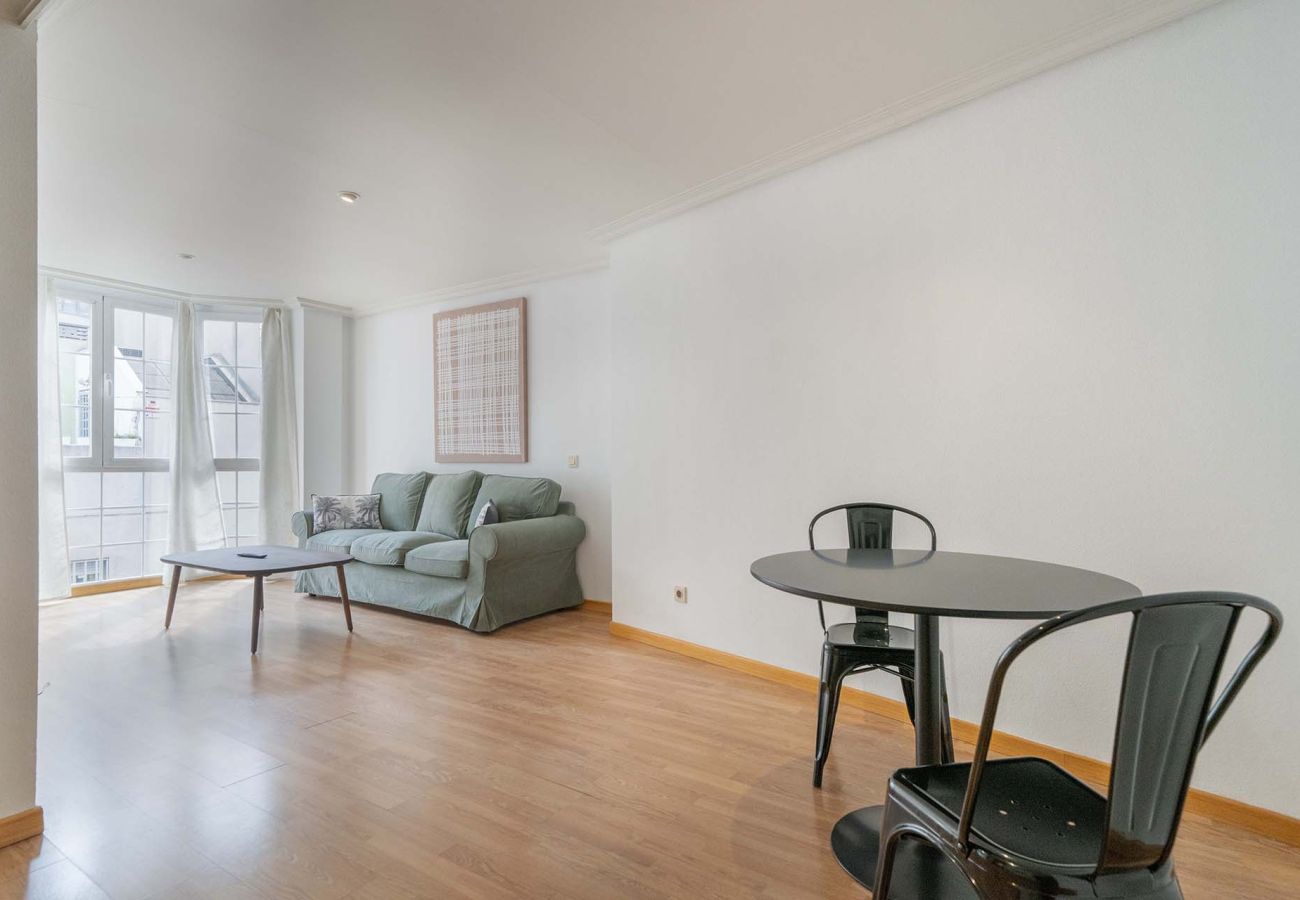Apartamento en Madrid - Cómodo apartamento en Calle Eraso