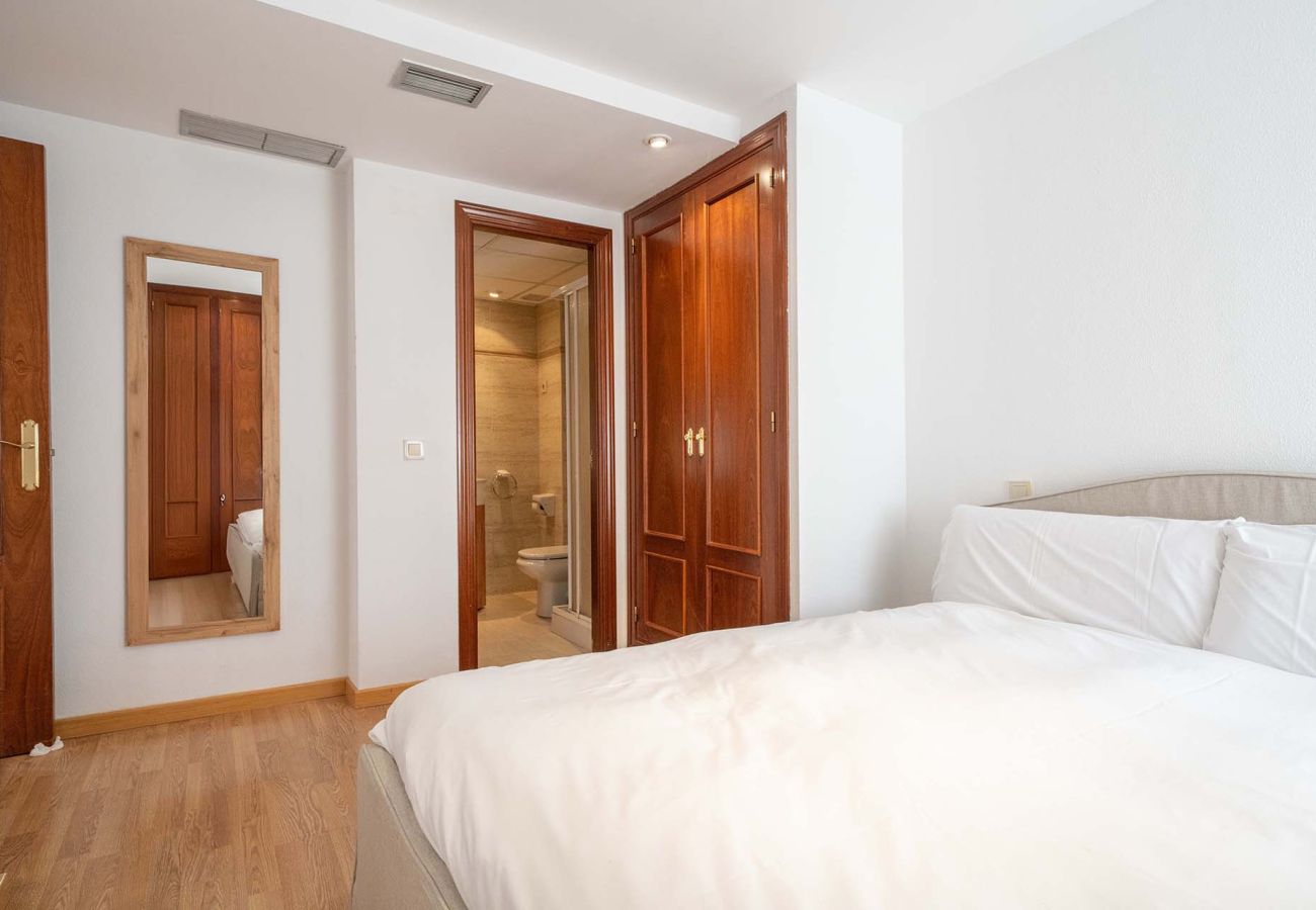 Apartamento en Madrid - Cómodo apartamento en Calle Eraso