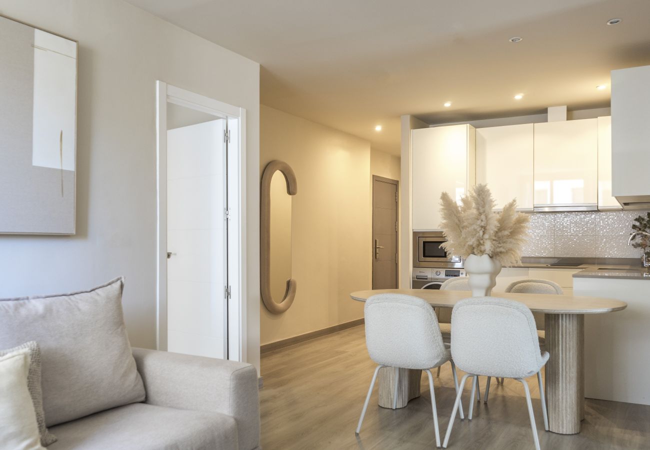 Apartamento en Málaga - Apartamento en Atarazanas 4 Habitaciones by Sharing Co