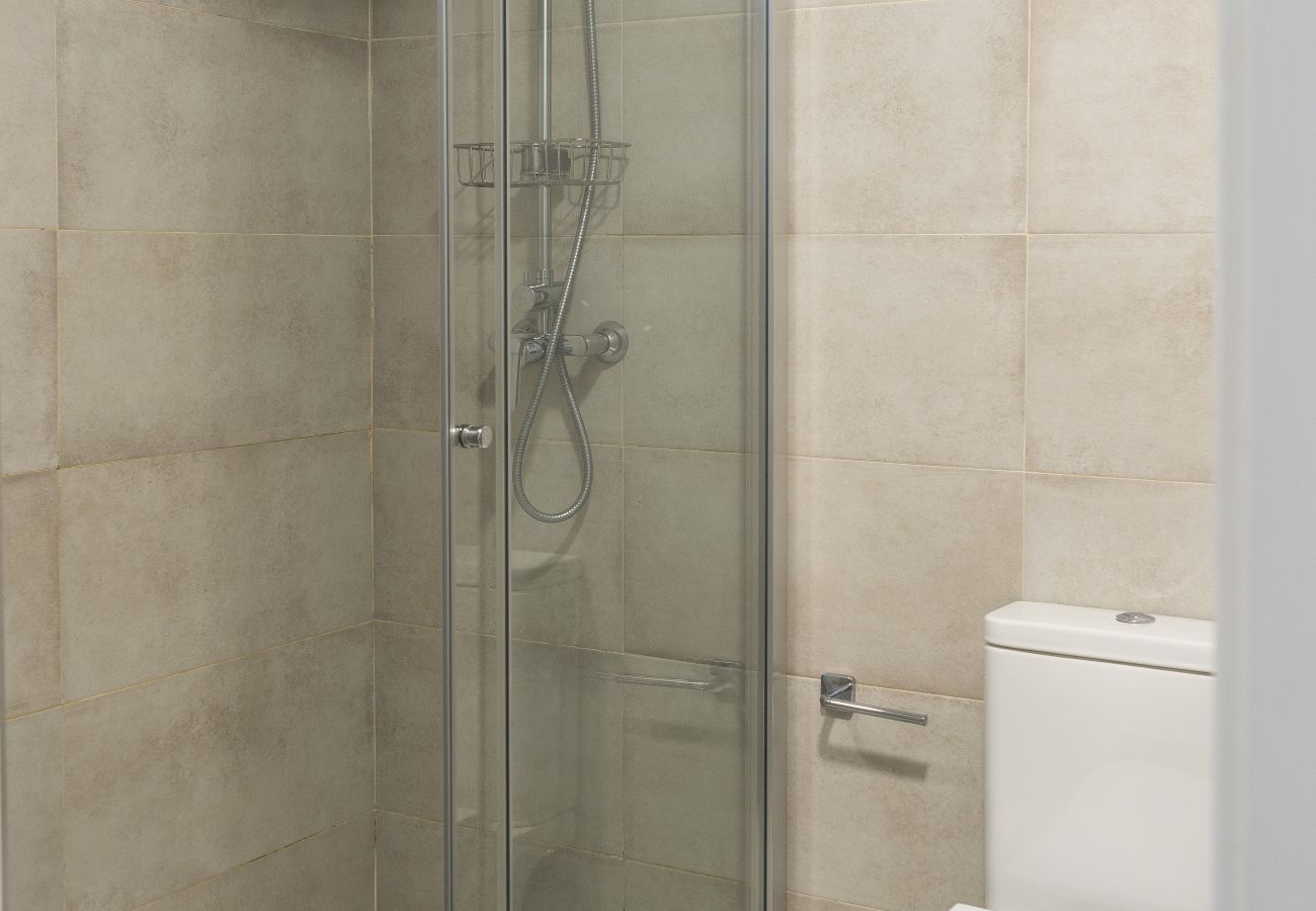 Apartamento en Málaga - Apartamento en Atarazanas 4 Habitaciones by Sharing Co