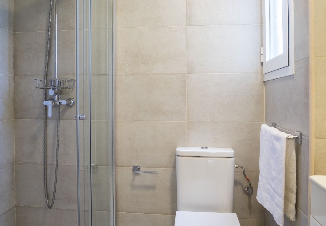 Apartamento en Málaga - Apartamento en Atarazanas 4 Habitaciones by Sharing Co