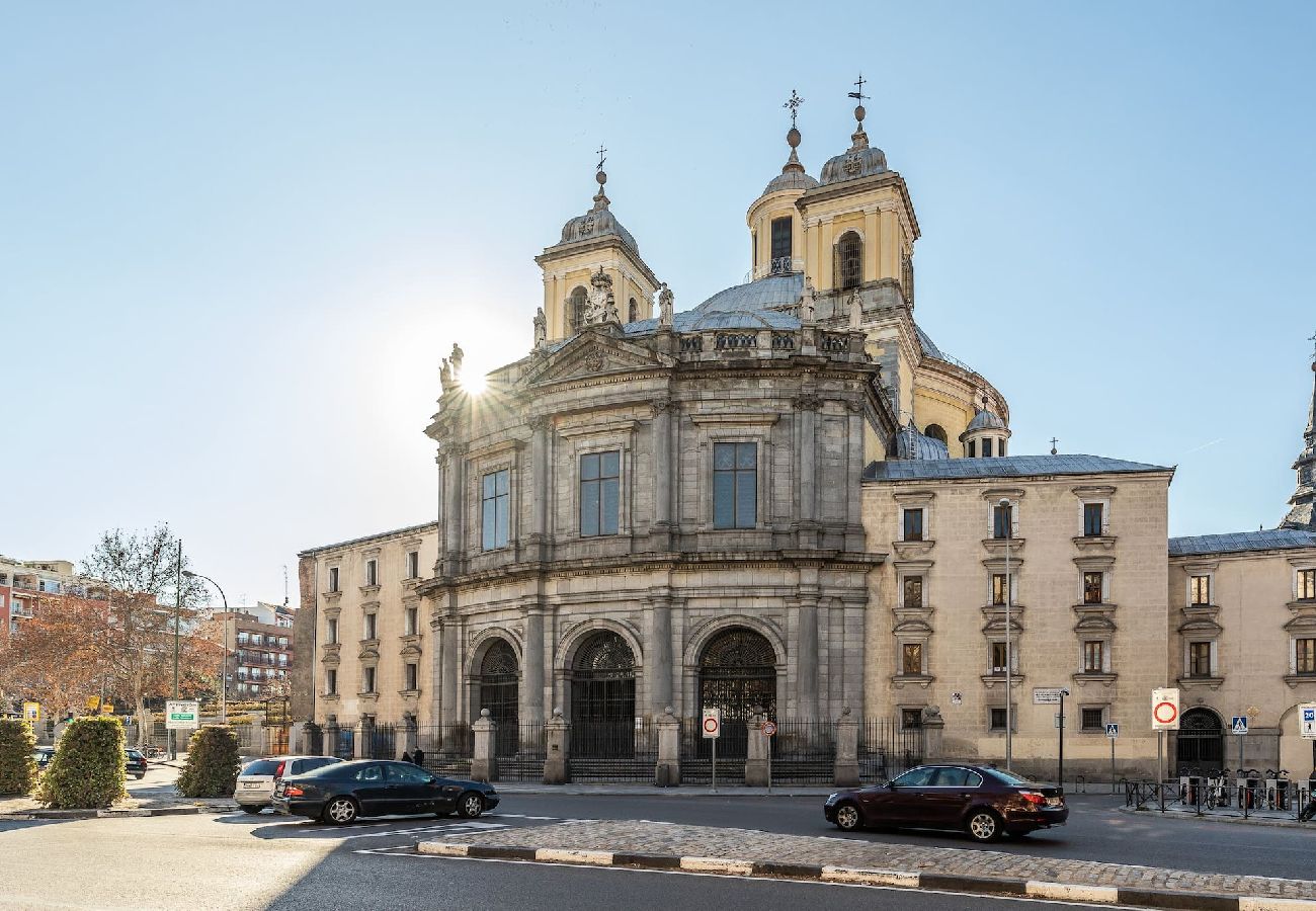 Apartamento en Madrid - Moderno Duplex en Plaza Mayor By SharingCo 