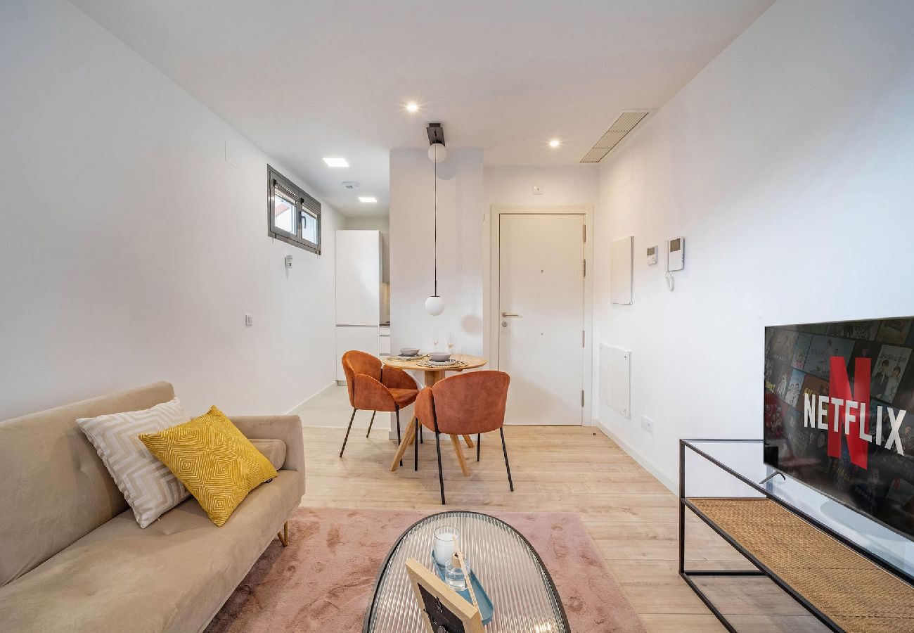 Apartamento en Madrid - Tu hogar en Chamberí by SharingCo