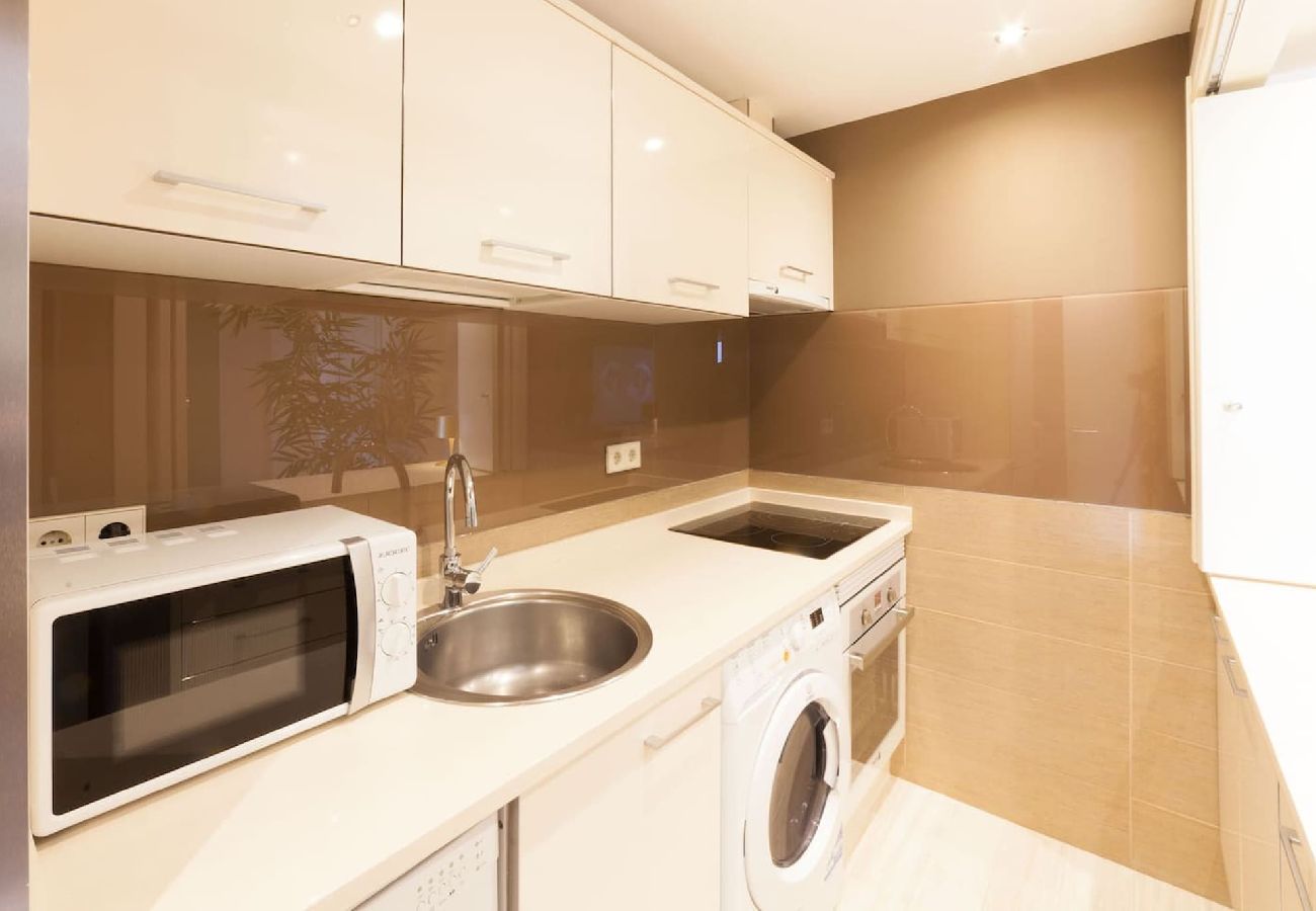 Apartamento en Madrid - Piso 3 habs. en Nuevos Ministerios by Sharing Co.