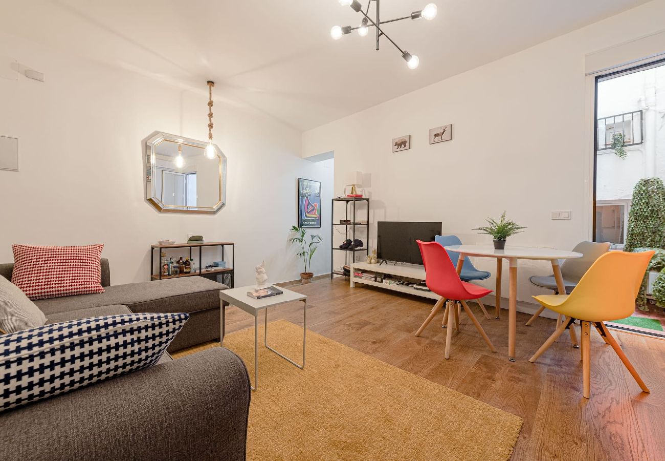 Apartamento en Madrid - Piso 2 habs. con patio privado Sharing Co.