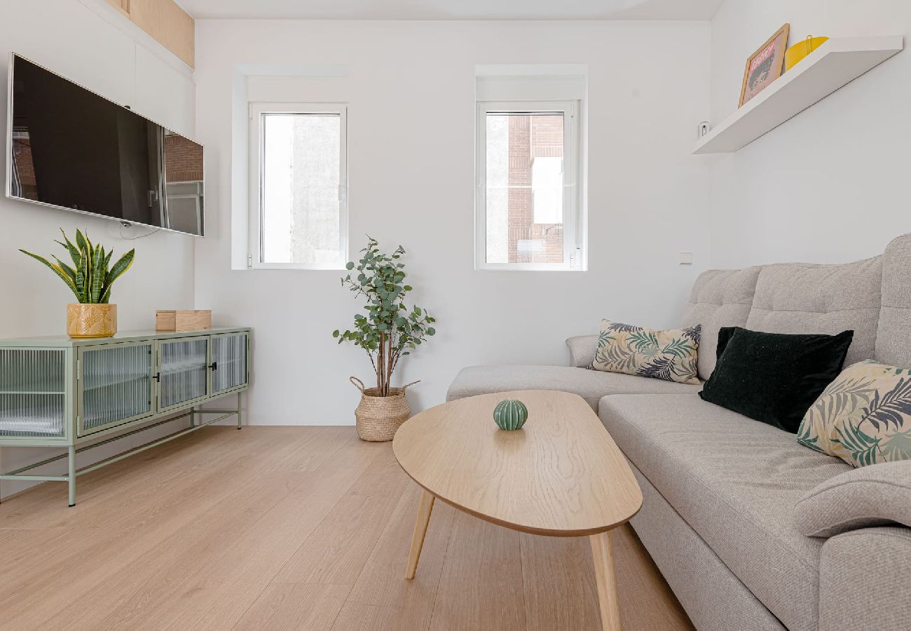 Apartamento en Madrid - Precioso ático con terraza en Azca by SharingCo 