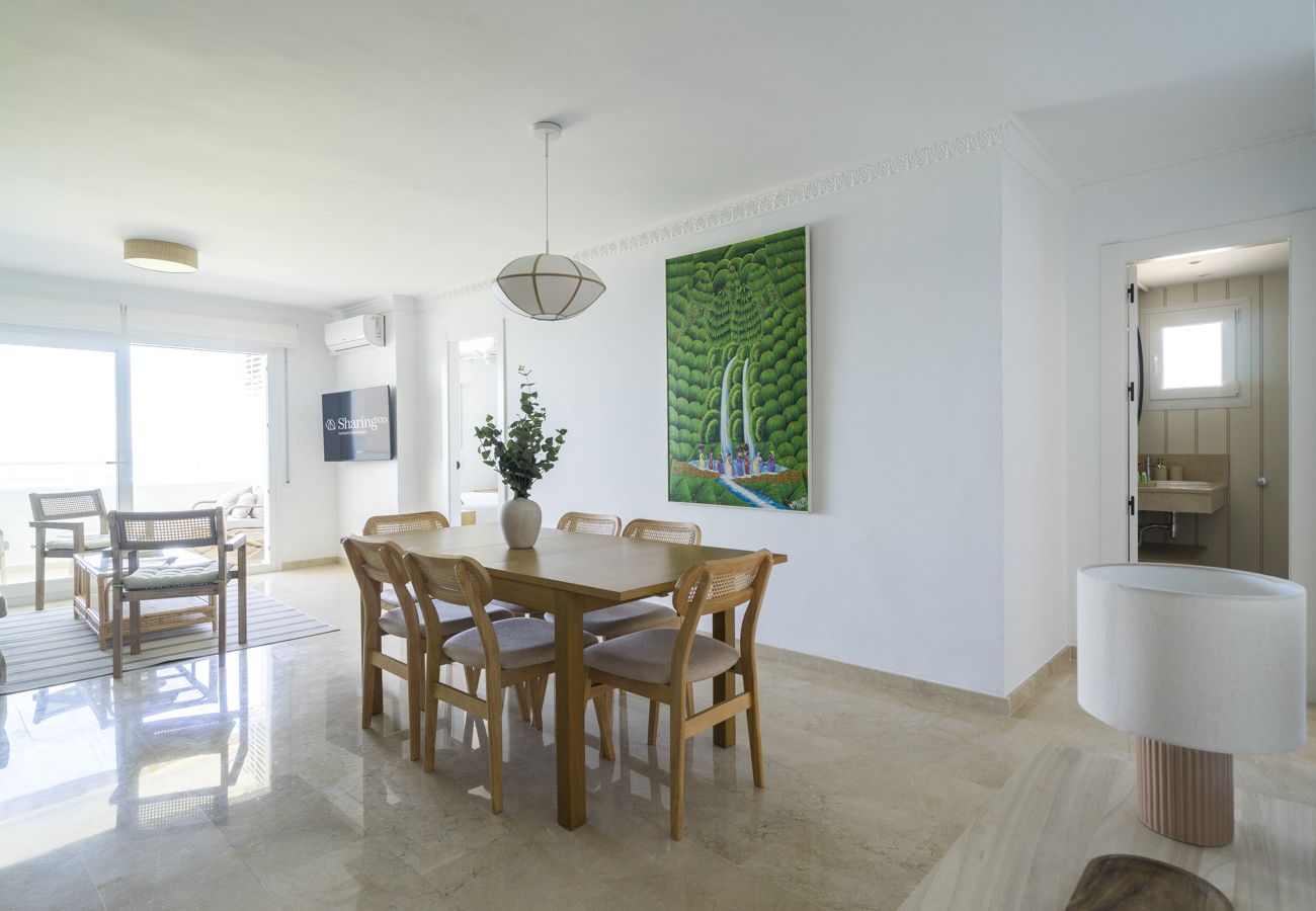 Apartamento en Marbella - Piso con vistas al mar y piscina by SharingCo