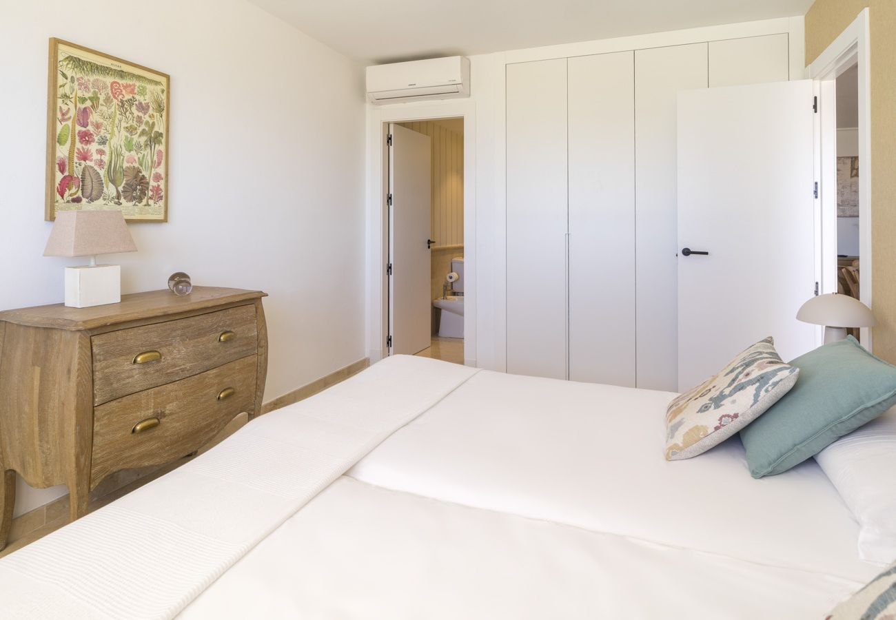 Apartamento en Marbella - Gran apto con piscina frente al mar by Sharing Co 
