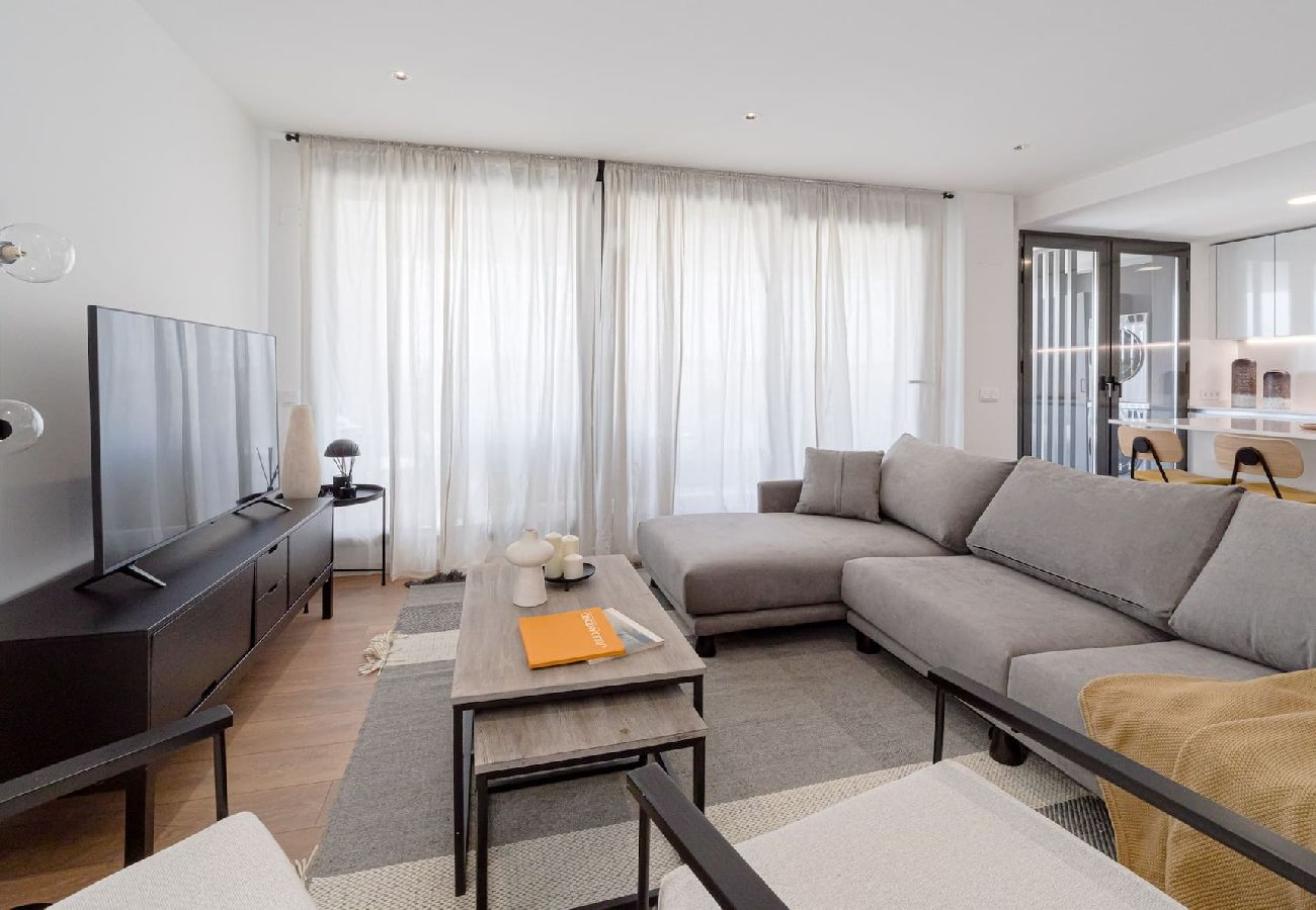 Apartamento en Madrid - Piso para 5 huéspedes con piscina by Sharing Co.