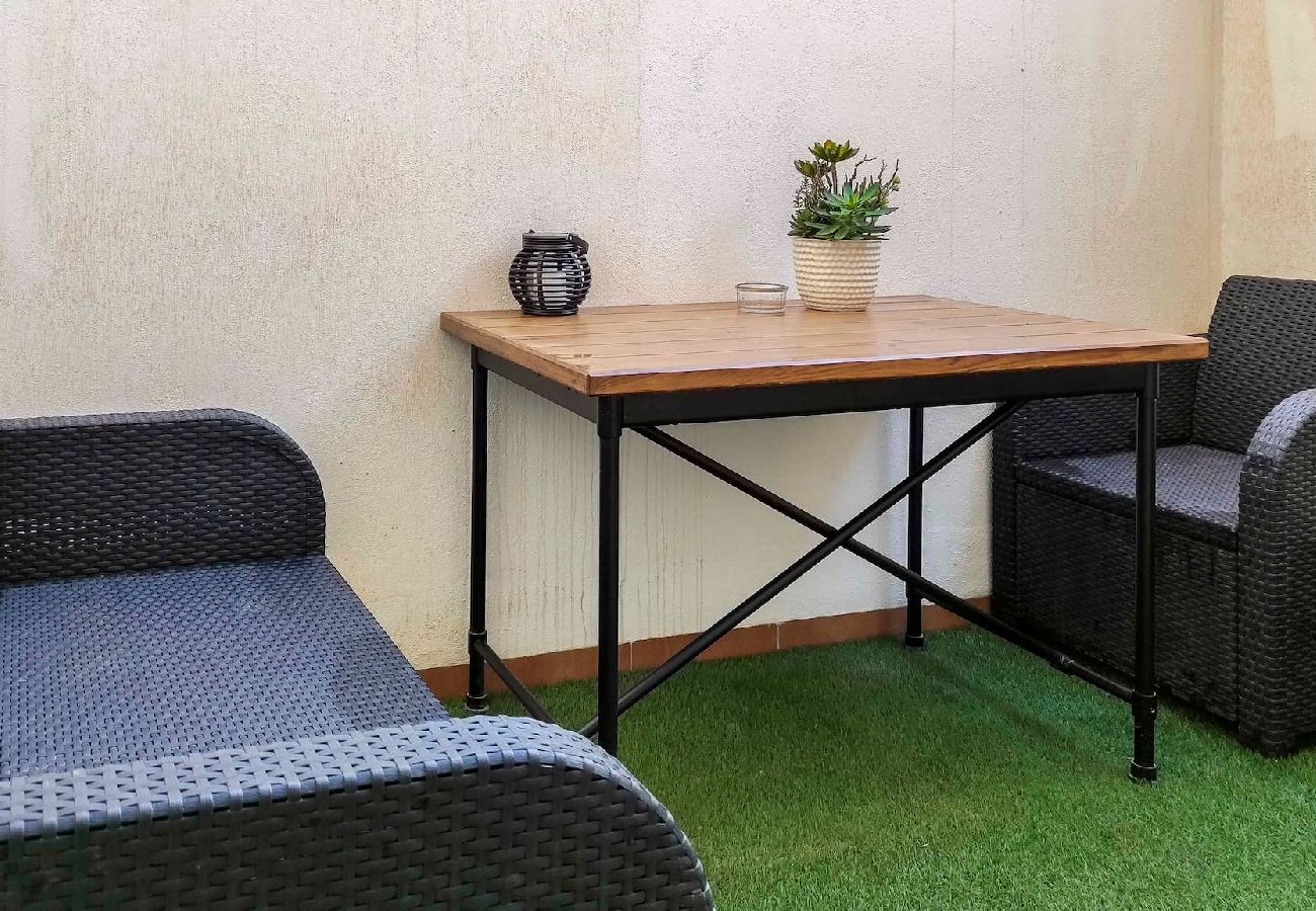 Apartamento en Málaga - Moderno piso con terraza en Málaga by SharingCo 