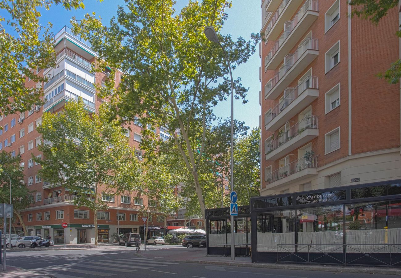 Apartamento en Madrid - Amplio Apartamento en Castellana by Sharing Co