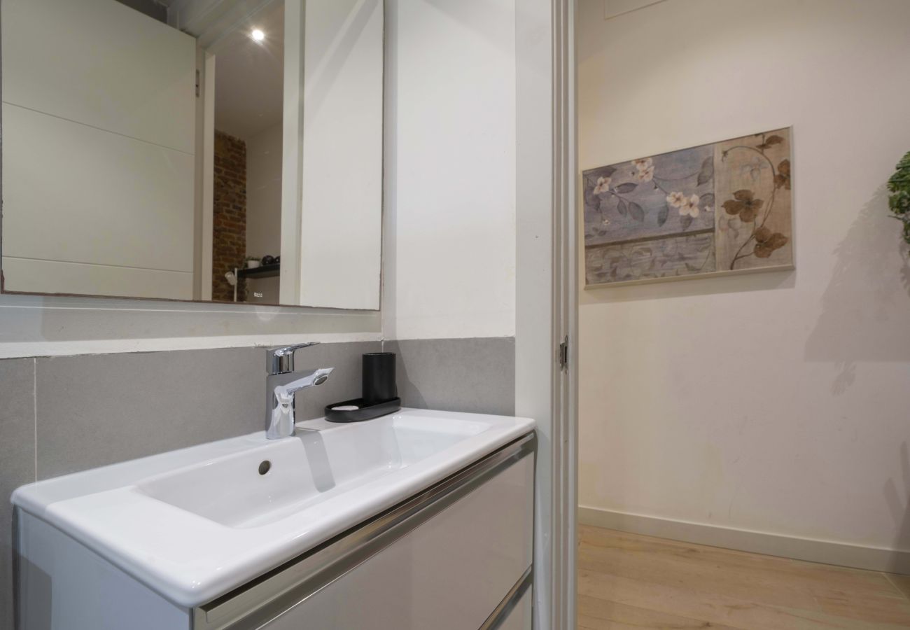 Apartamento en Madrid - Housing Malasaña by Sharing Co