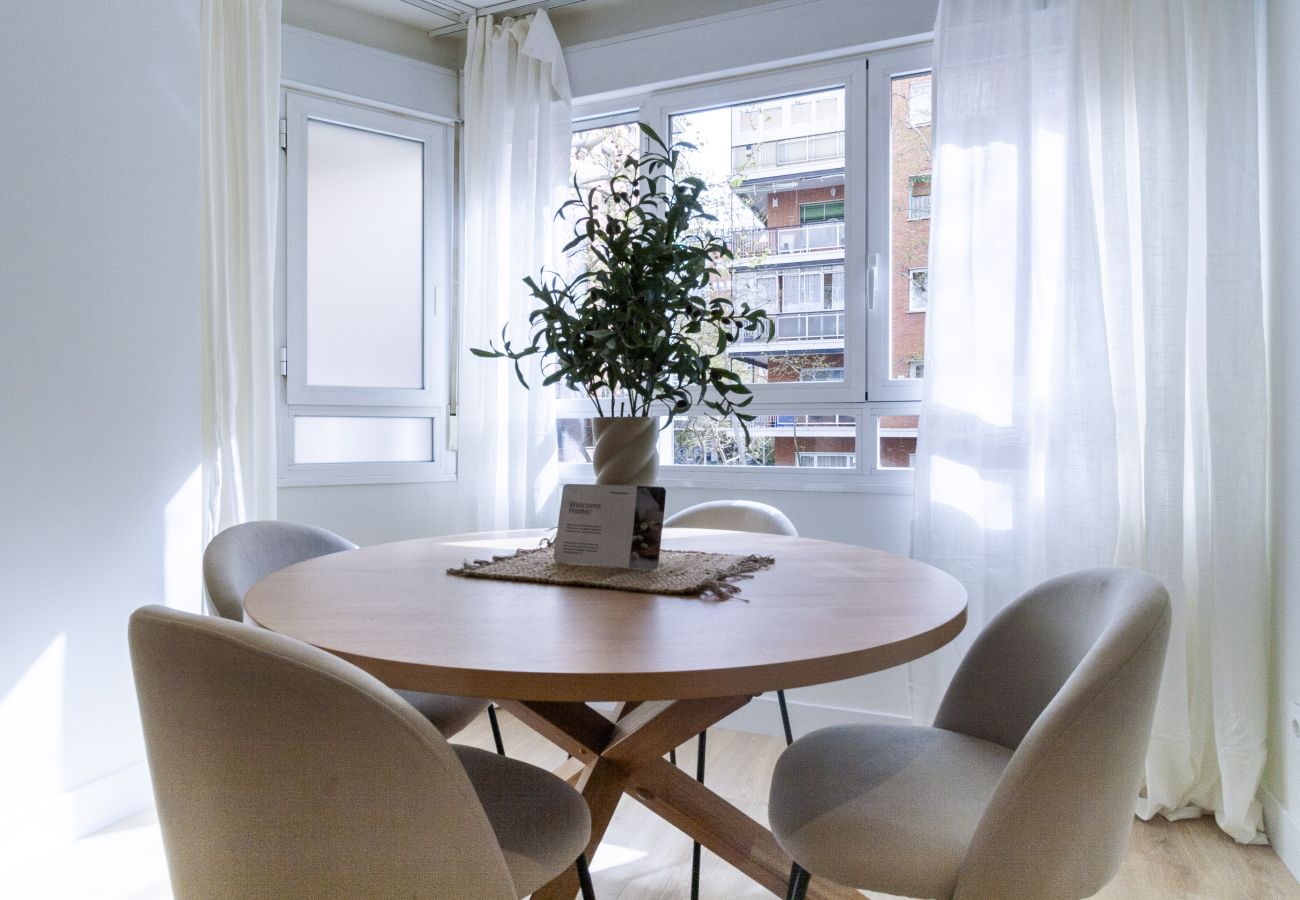 Apartamento en Madrid - Apartamento de 1 habitación en La Castellana 