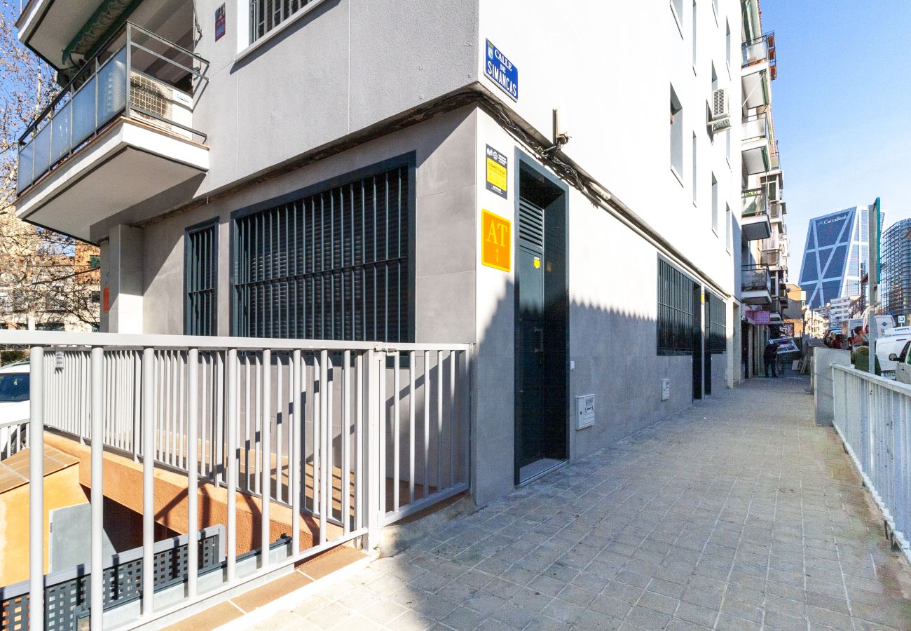 Estudio en Madrid - Estudio en Simancas por Sharing Co.