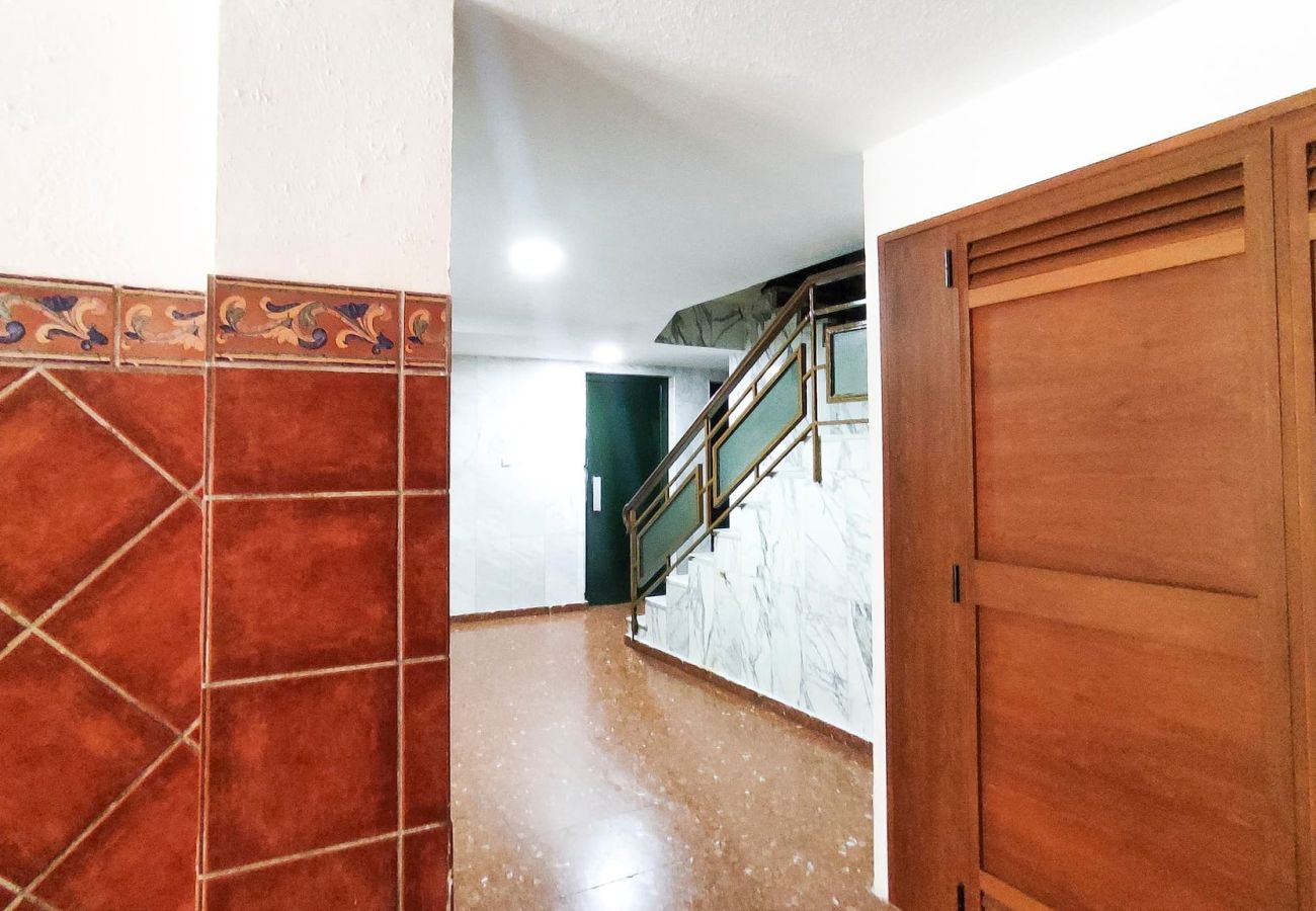 Apartamento en Málaga - Apartamento de 2 Habitaciones en El Palo  