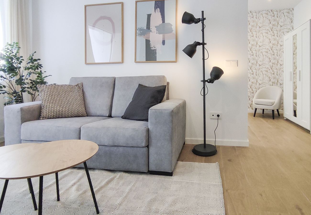 Apartamento en Málaga - Piso de 1 hab. Lagunillas por Sharing Co.