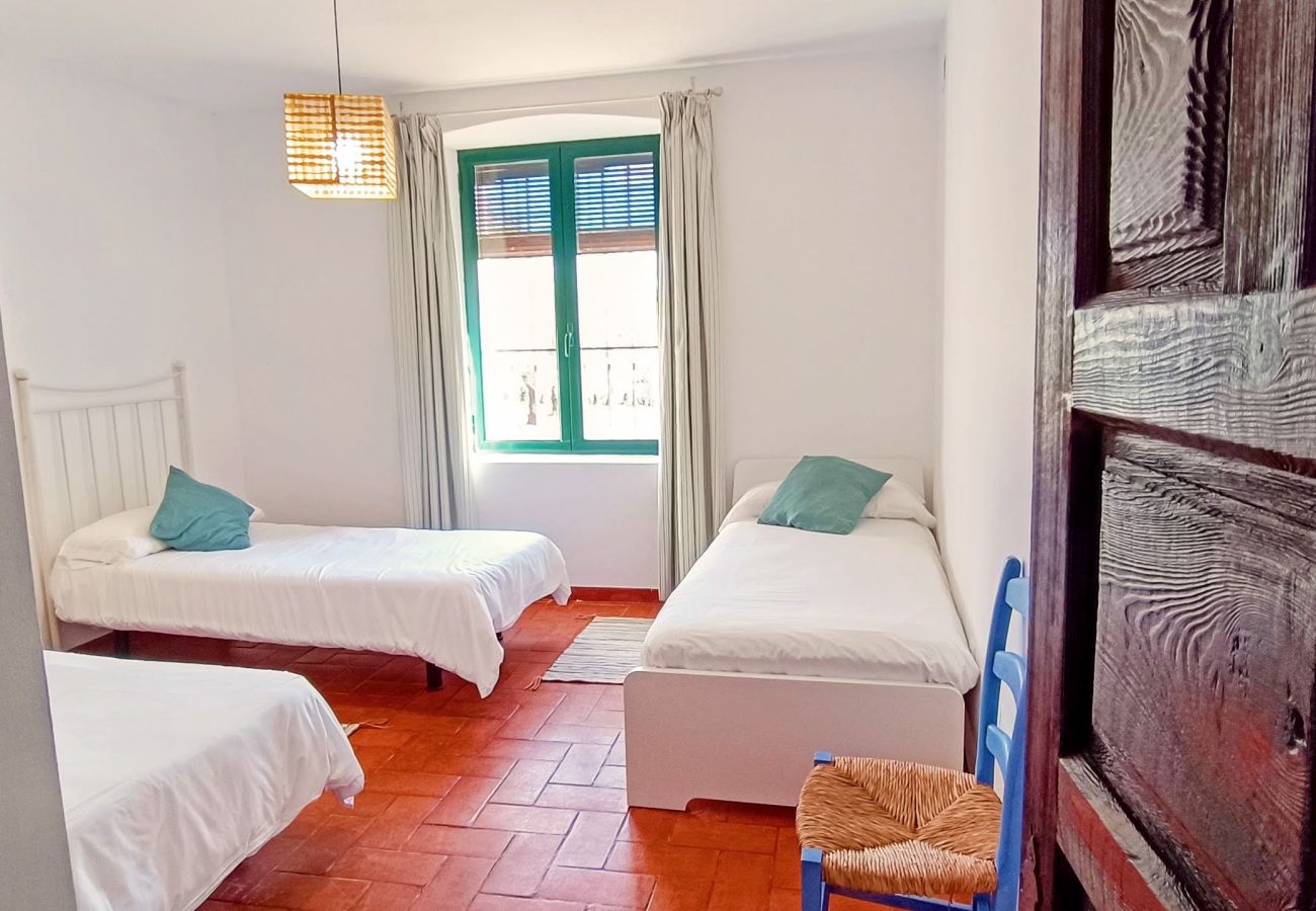 Casa en Lora del Río - Casa Rural Mazuecos - Hermosa finca de 3 habitaciones en Sevilla