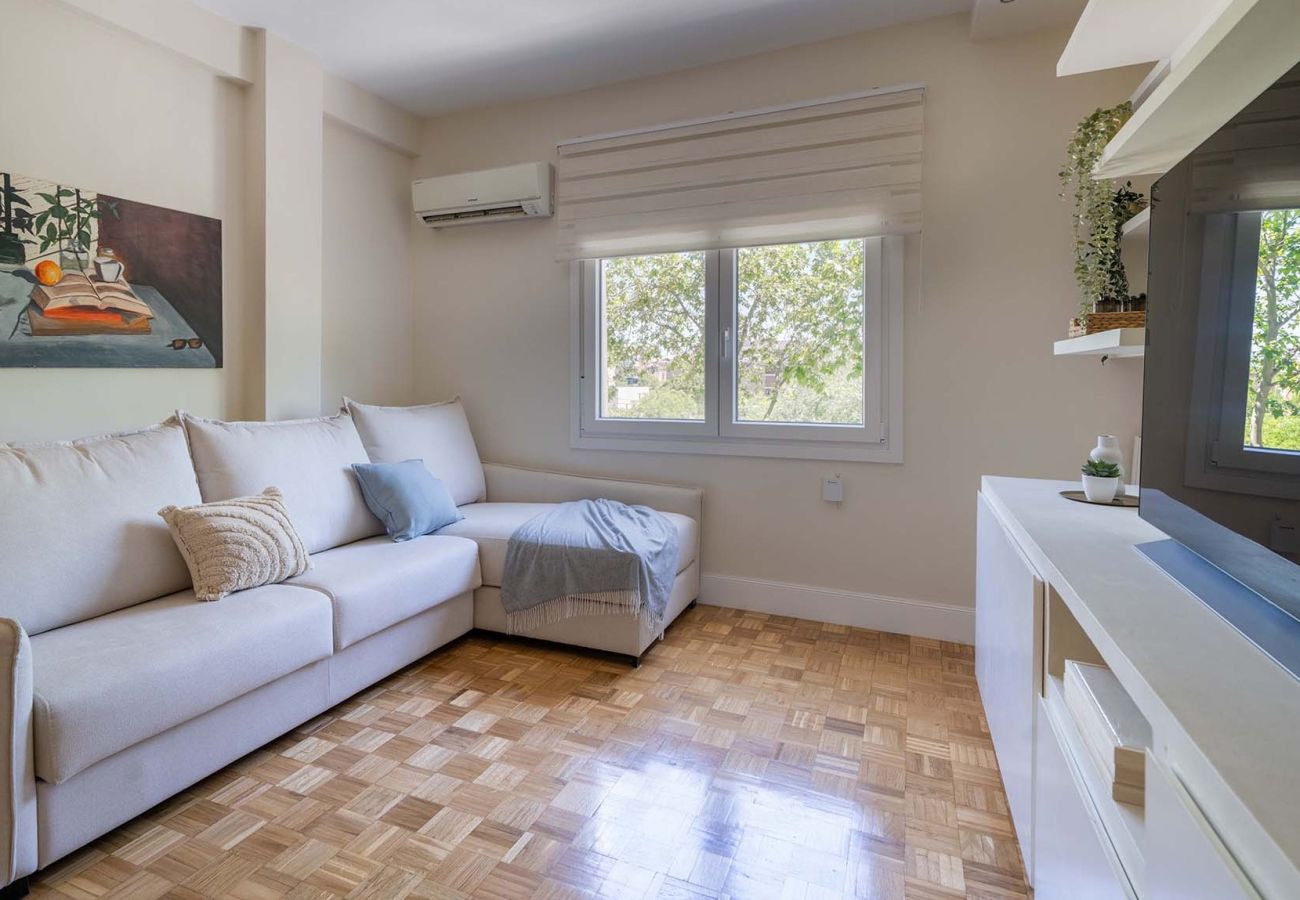 Apartamento en Madrid - Hermoso piso en Rafael Herrera