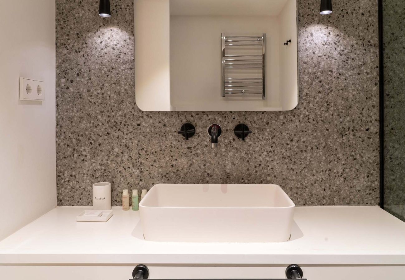 Apartamento en Madrid - Piso moderno en Calle Orense