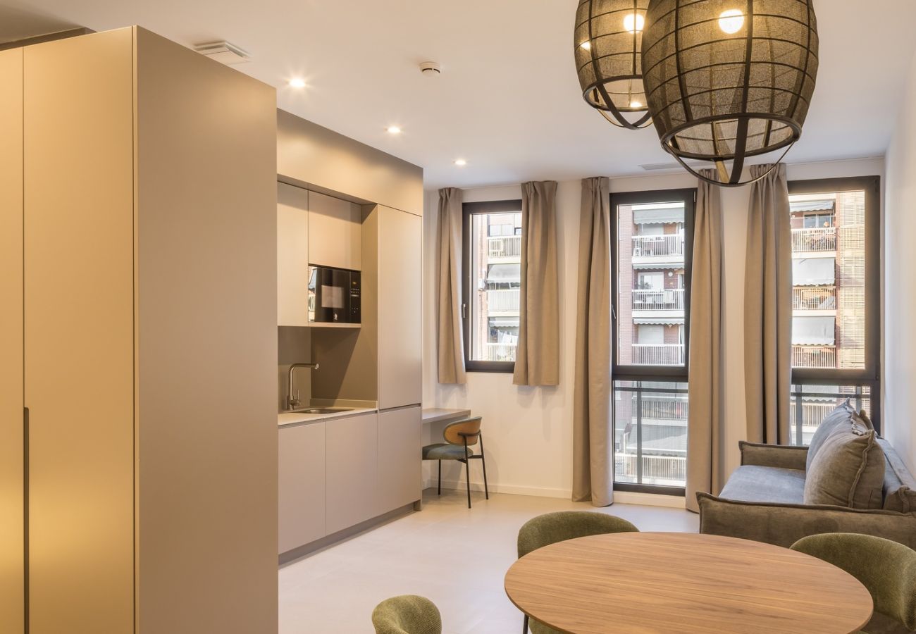 Estudio en Valencia - Housing Maritim por Sharing Co 