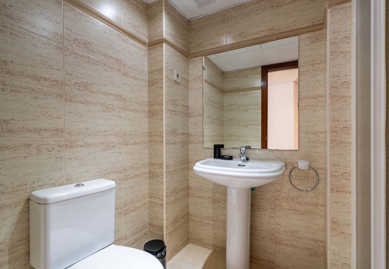 Apartamento en Madrid - Cómodo apartamento en Calle Eraso  