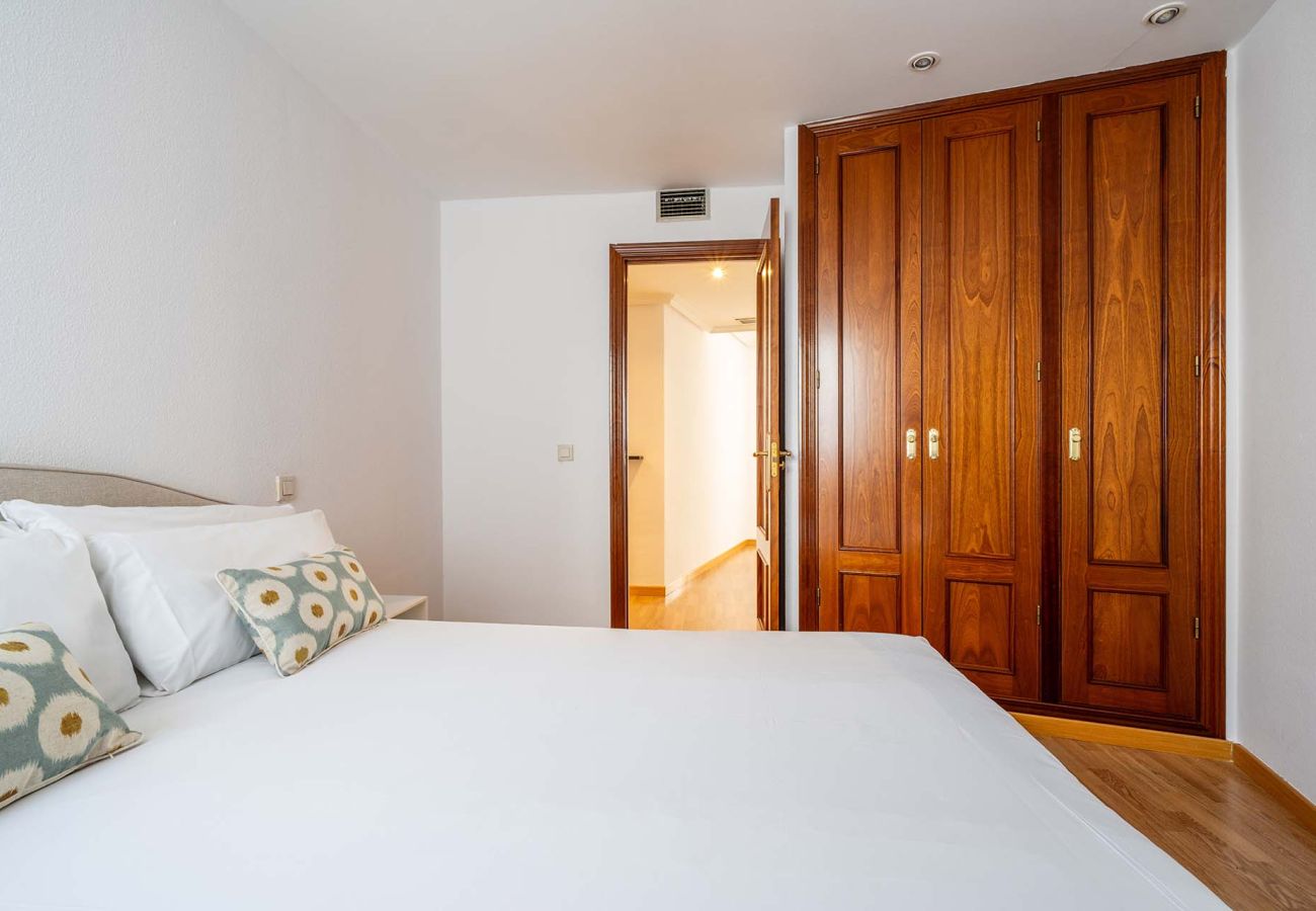 Apartamento en Madrid - Cómodo apartamento en Calle Eraso  