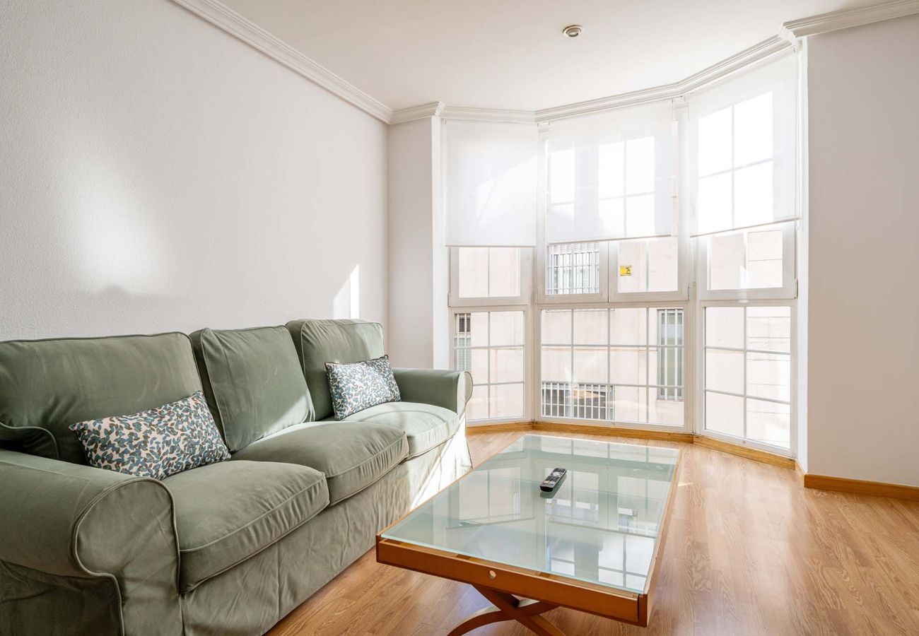 Apartamento en Madrid - Cómodo apartamento en Calle Eraso  