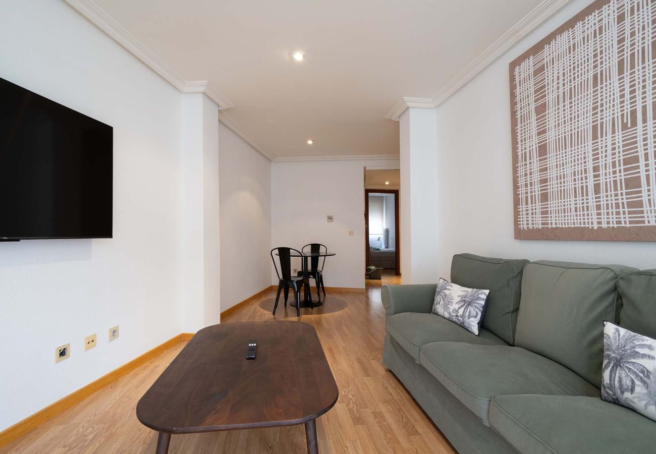 Apartamento en Madrid - Acogedor Apartamento en Calle Eraso