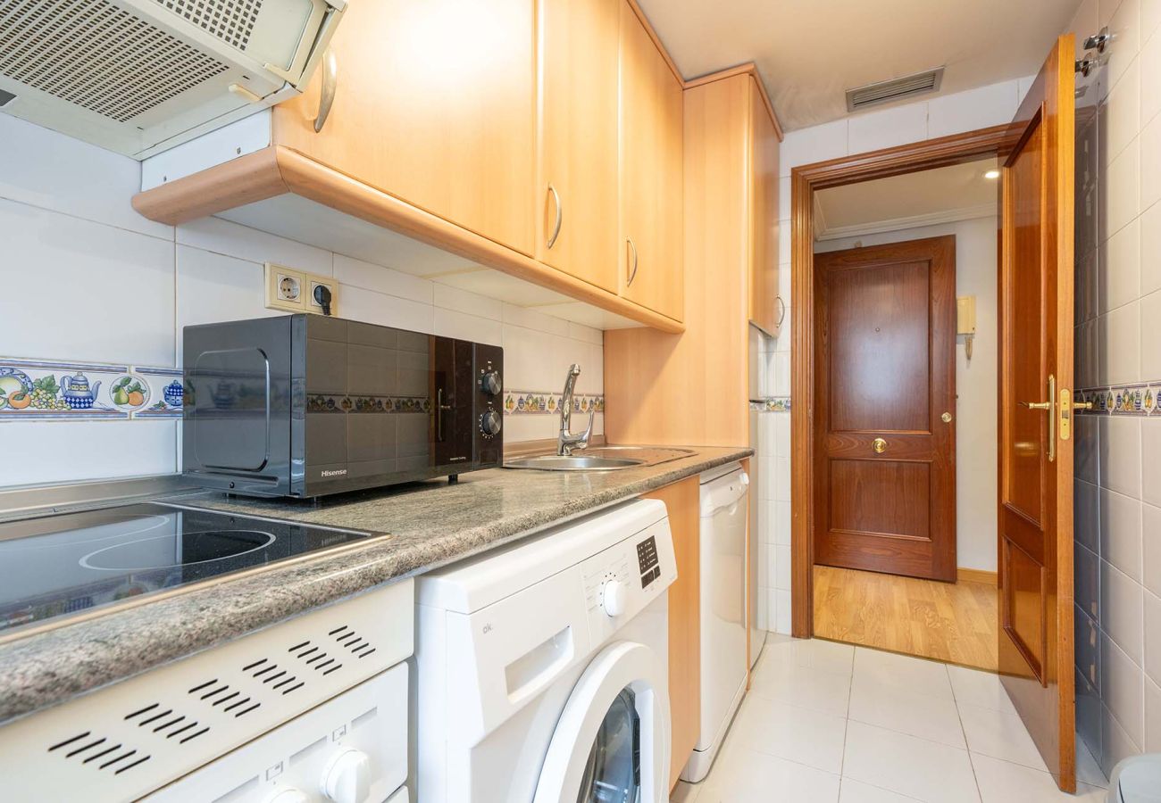 Apartamento en Madrid - Acogedor Apartamento en Calle Eraso