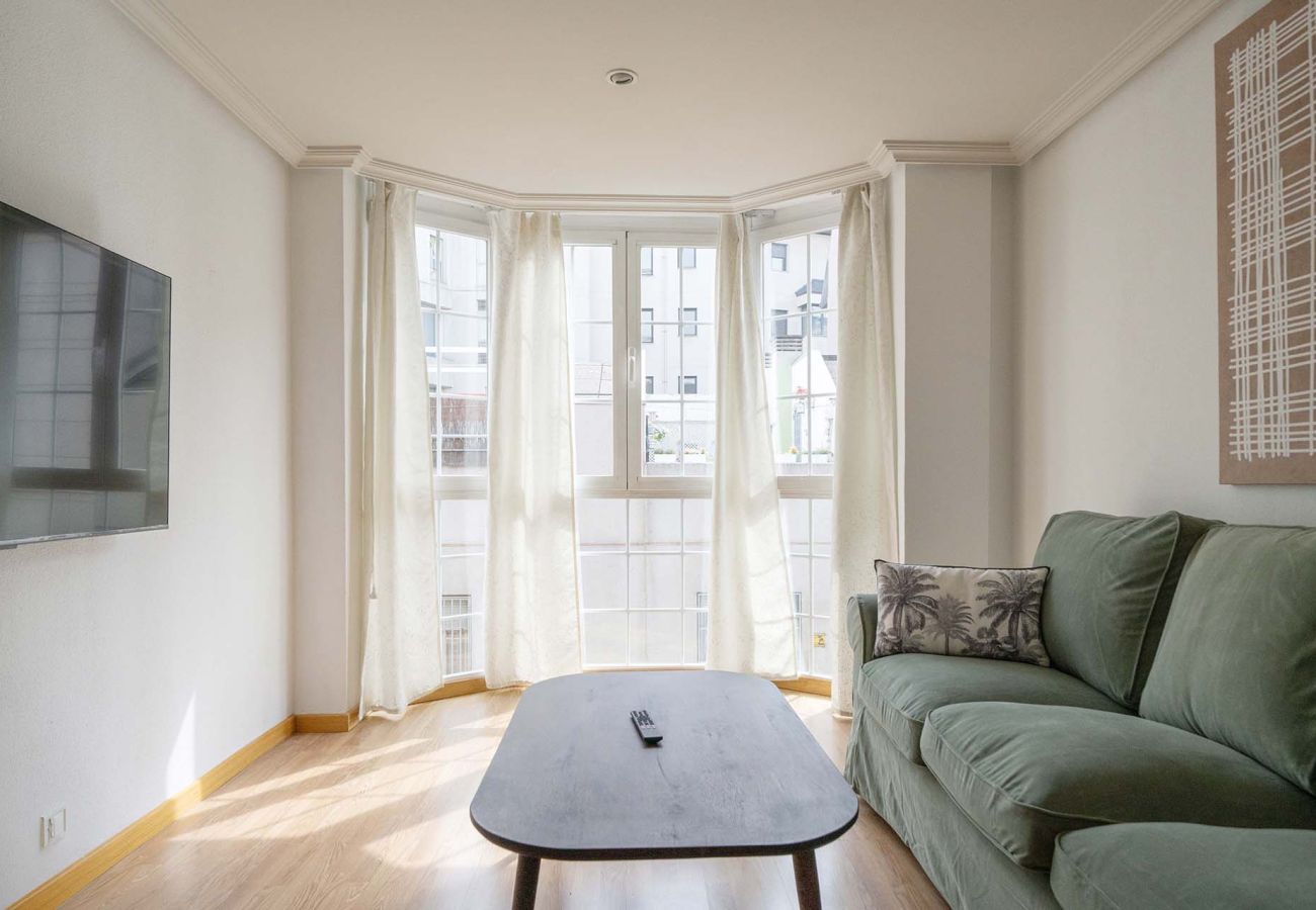 Apartamento en Madrid - Acogedor Apartamento en Calle Eraso