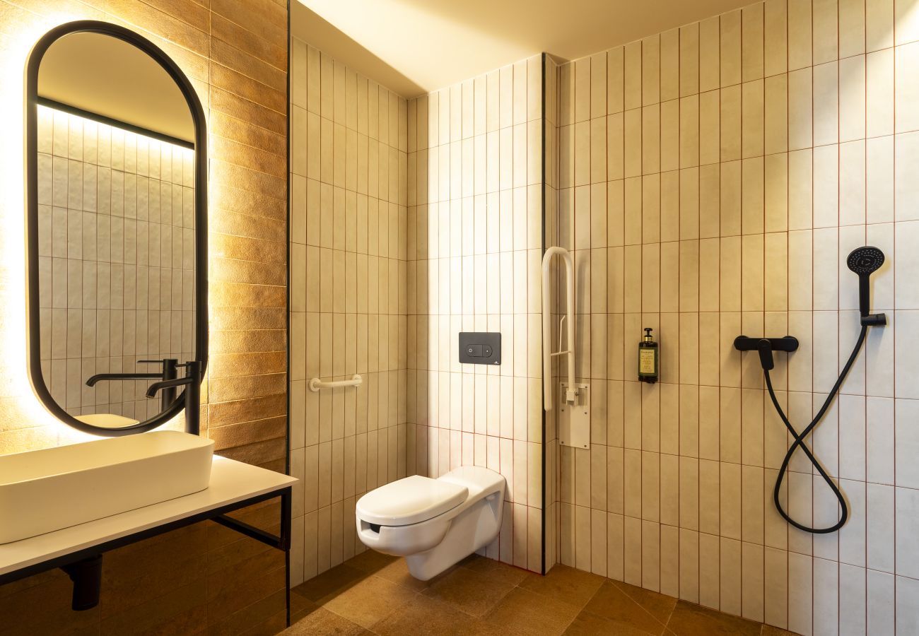 Apartamento en Málaga - Housing Fana by Sharing Co - 4 PAX A. Movilidad Reducida