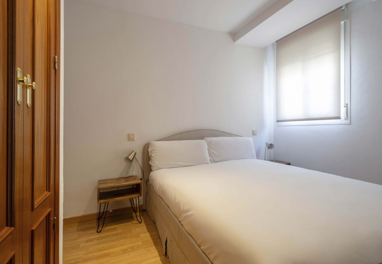 Apartamento en Madrid - Cómodo apartamento en Calle Eraso