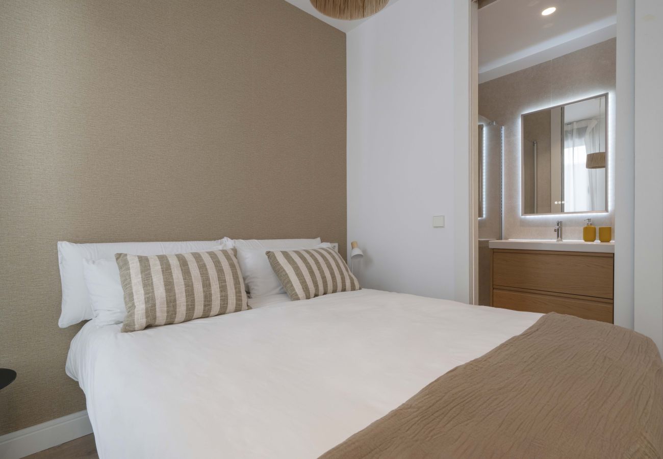 Apartamento en Madrid - Housing Castilla by Sharing Co