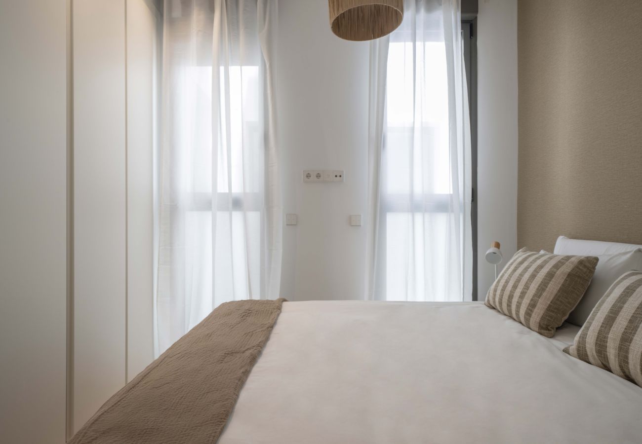 Apartamento en Madrid - Housing Castilla by Sharing Co (con balcón)