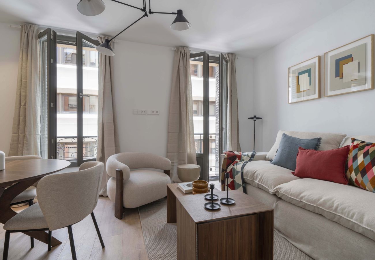 Apartamento en Madrid - Housing Castilla by Sharing Co (con terraza)