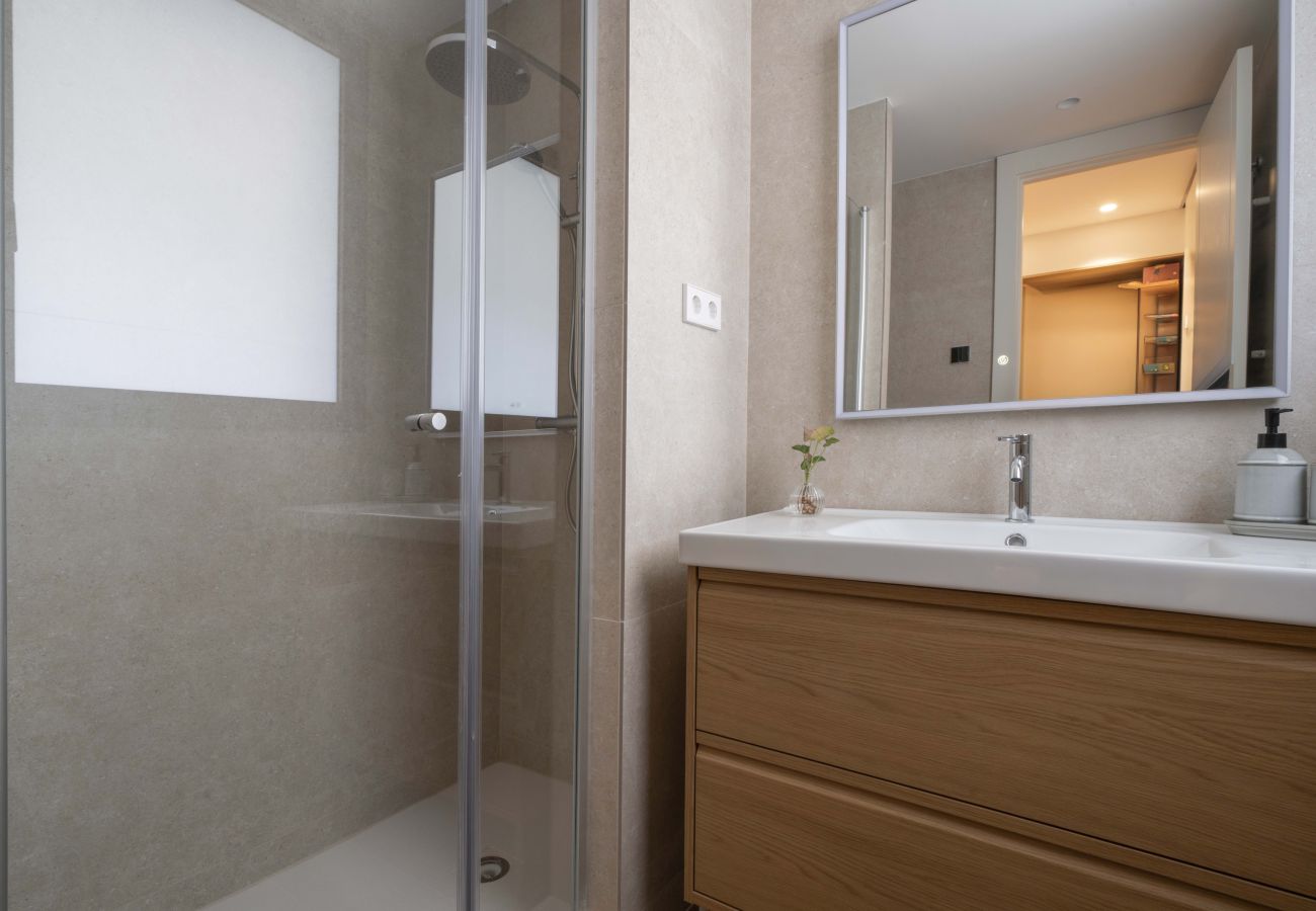 Apartamento en Madrid - Housing Castilla by Sharing Co (con terraza)