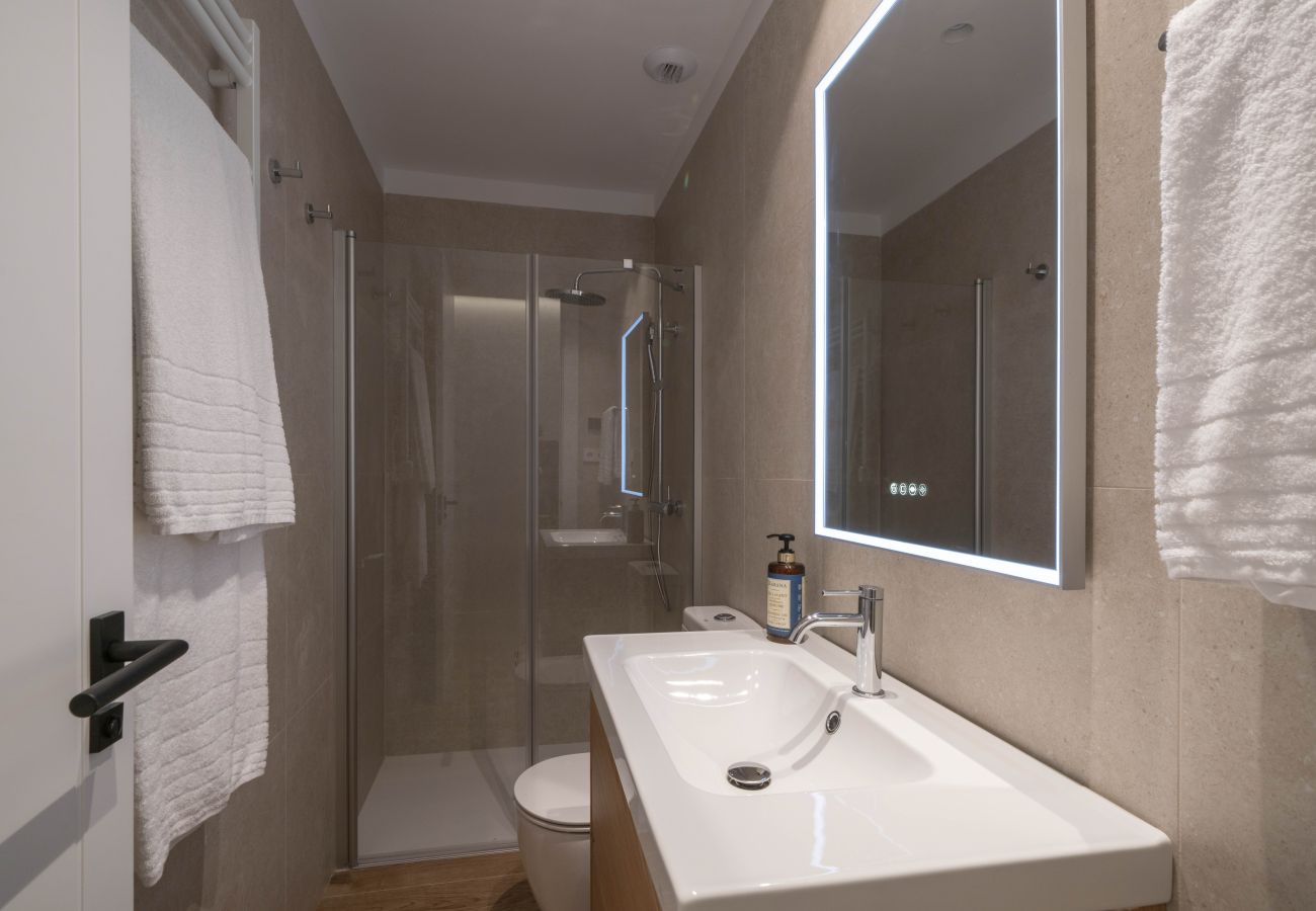 Apartamento en Madrid - Housing Castilla by Sharing Co