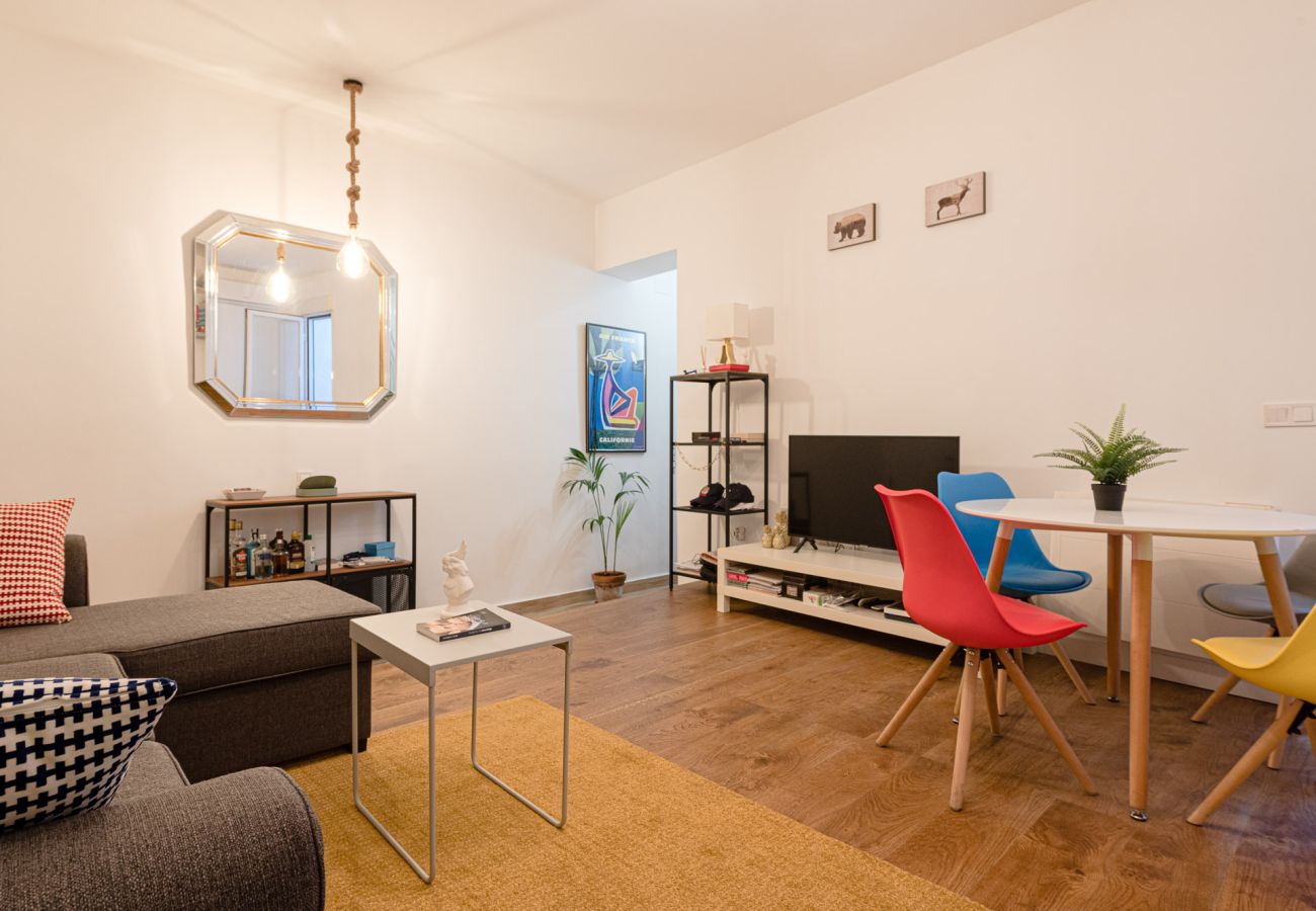 Apartment in Madrid - Piso 2 habs. con patio privado Sharing Co.