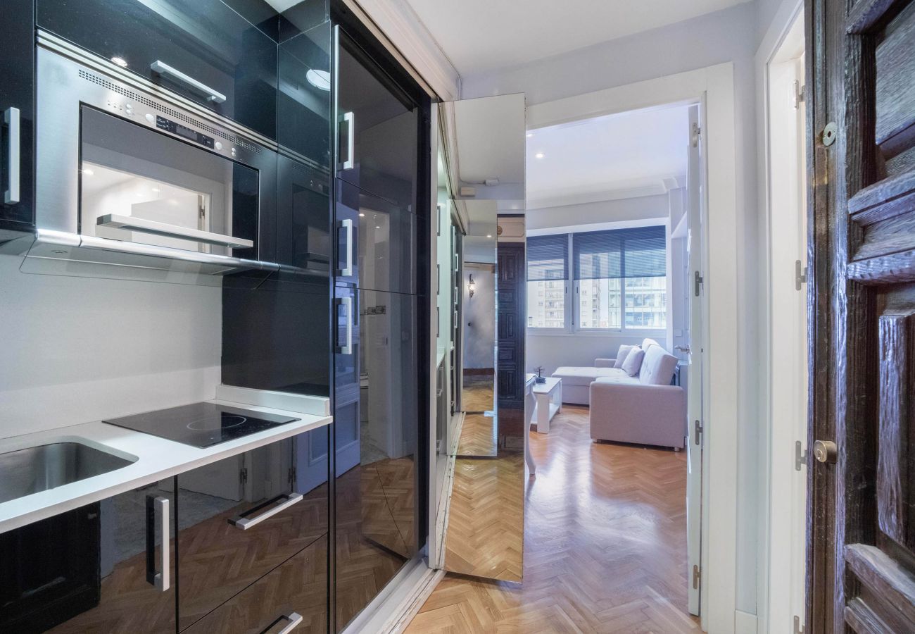 Apartment in Madrid - Precioso piso con piscina en Madrid by SharingCo   