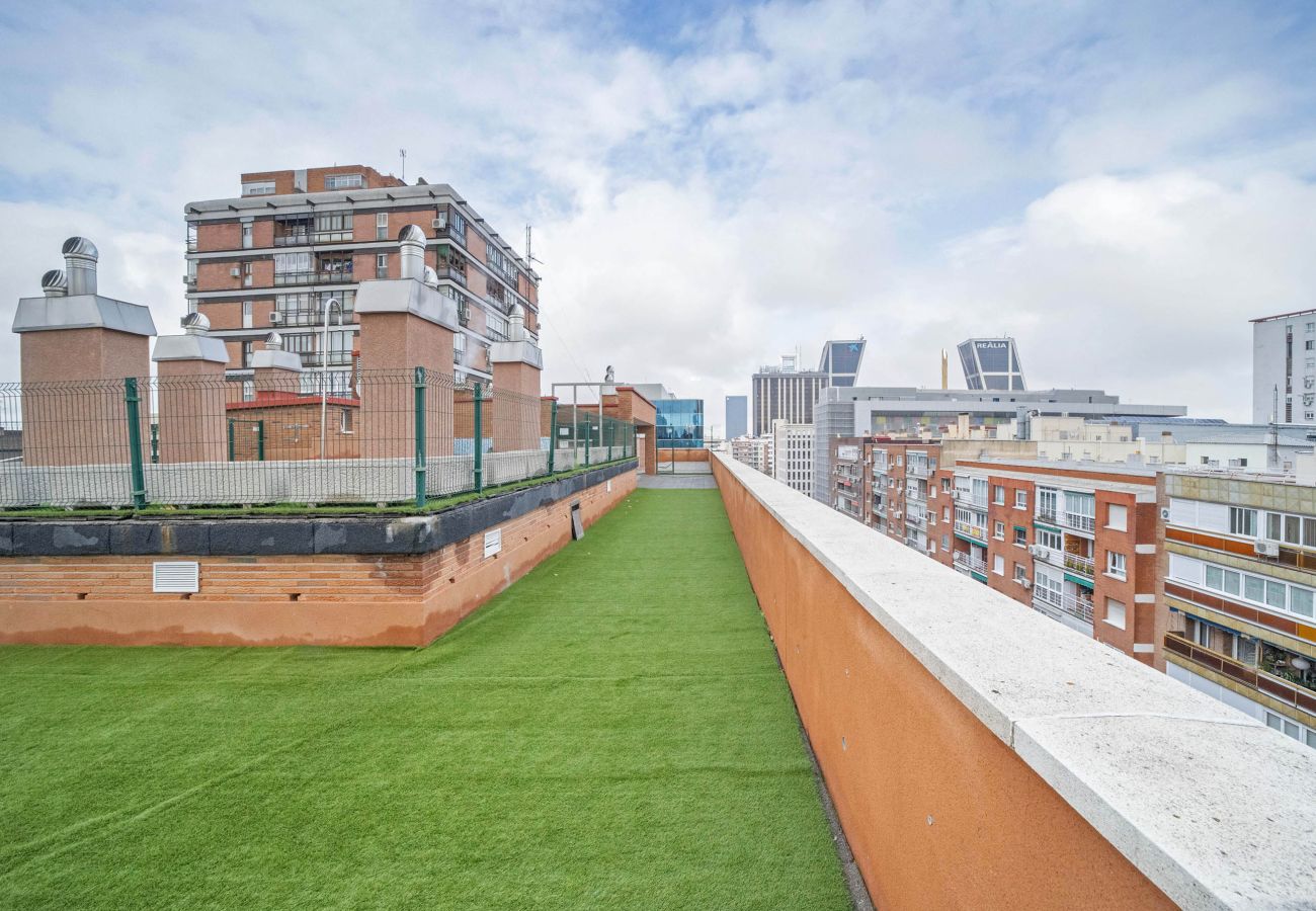 Apartment in Madrid - Precioso piso con piscina en Madrid by SharingCo   