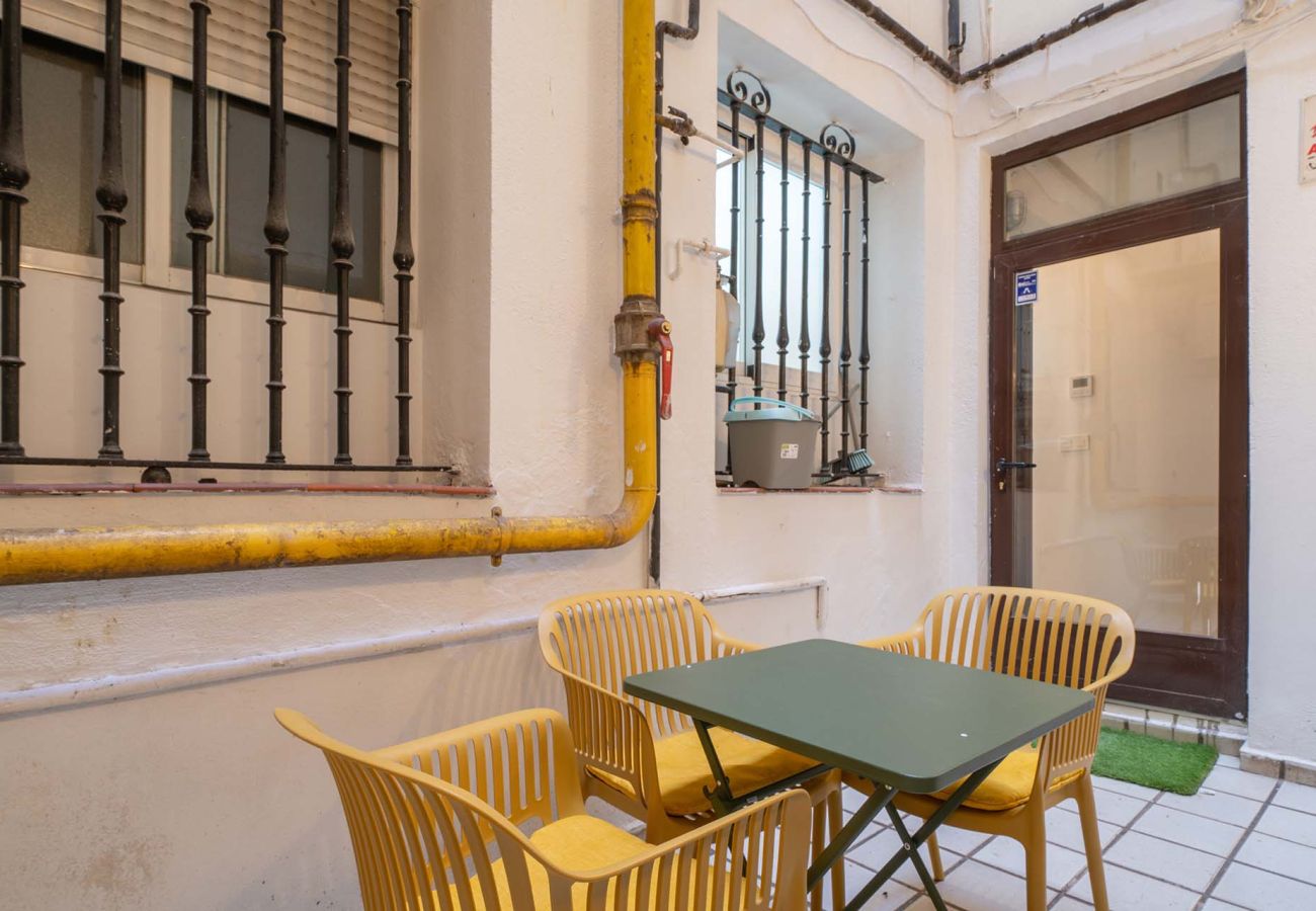 Apartment in Madrid - Housing Calle Segovia by Sharing Co