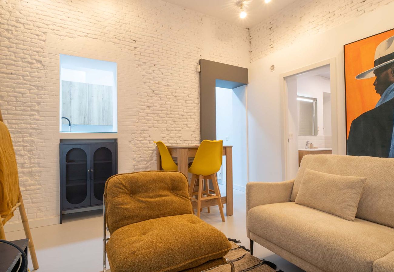Apartment in Madrid - Housing Calle Segovia by Sharing Co